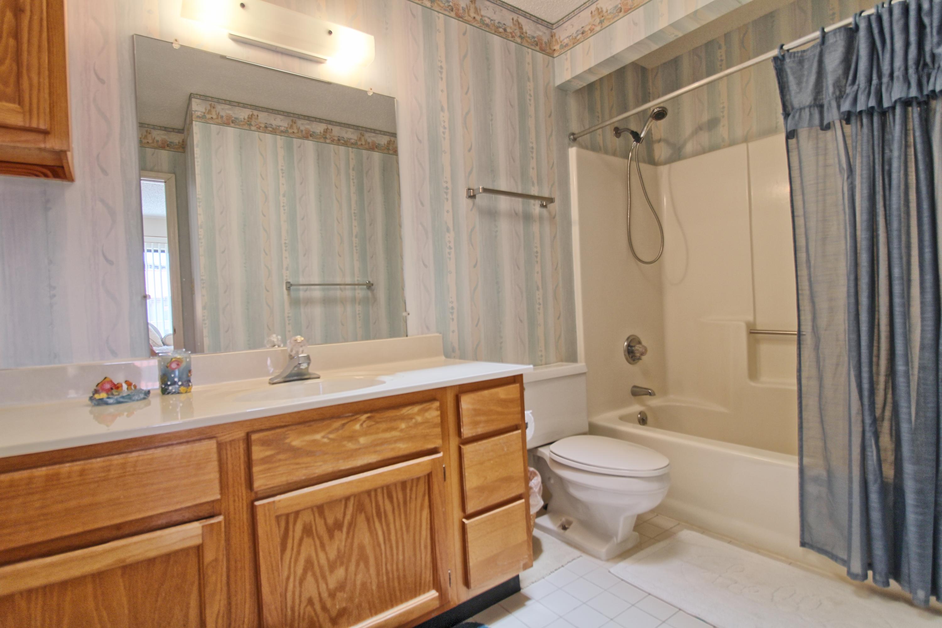 POINTE SOUTH T/H - Residential