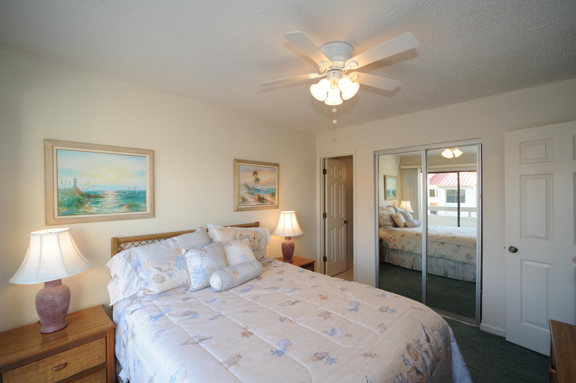 POINTE SOUTH T/H - Residential