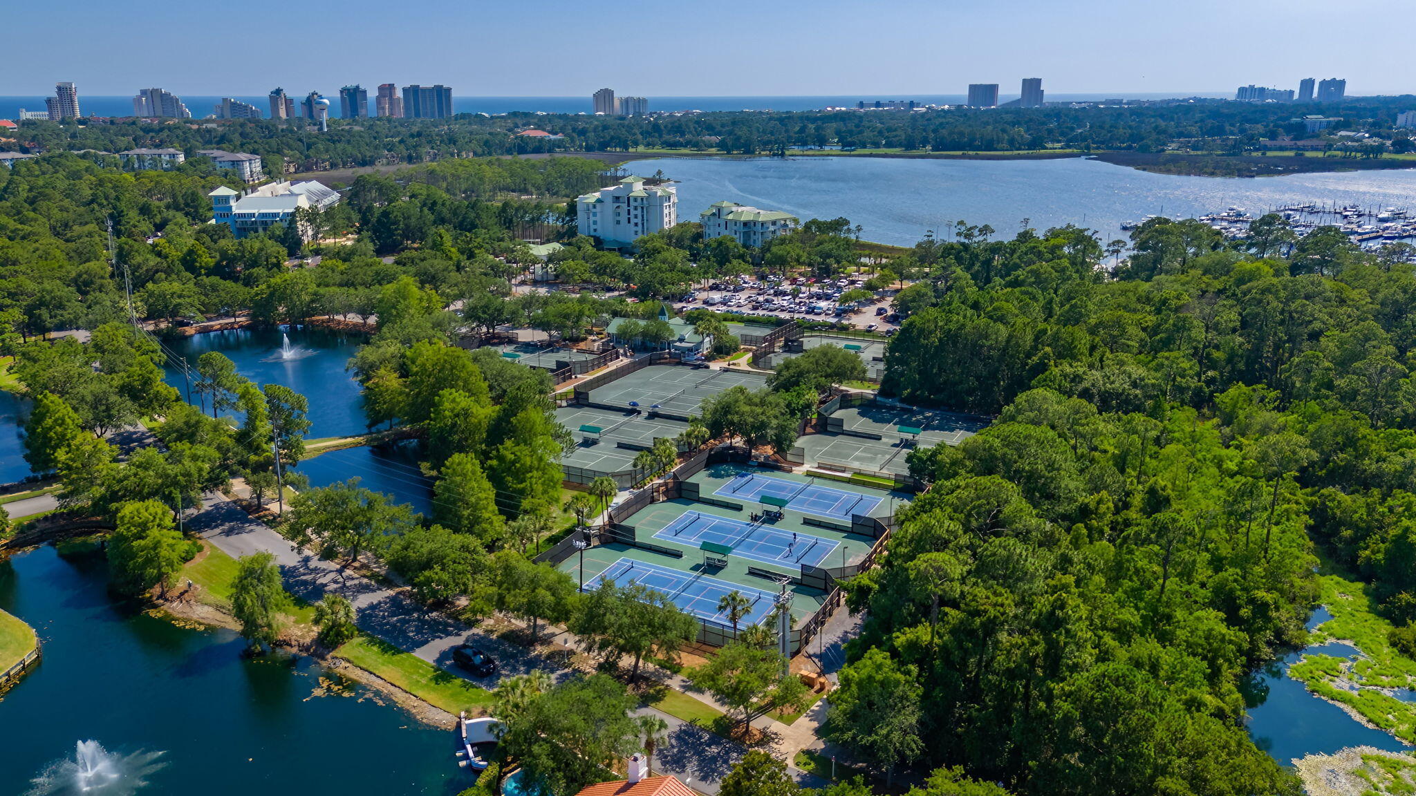 LEGEND CREEK AT SANDESTIN - Residential
