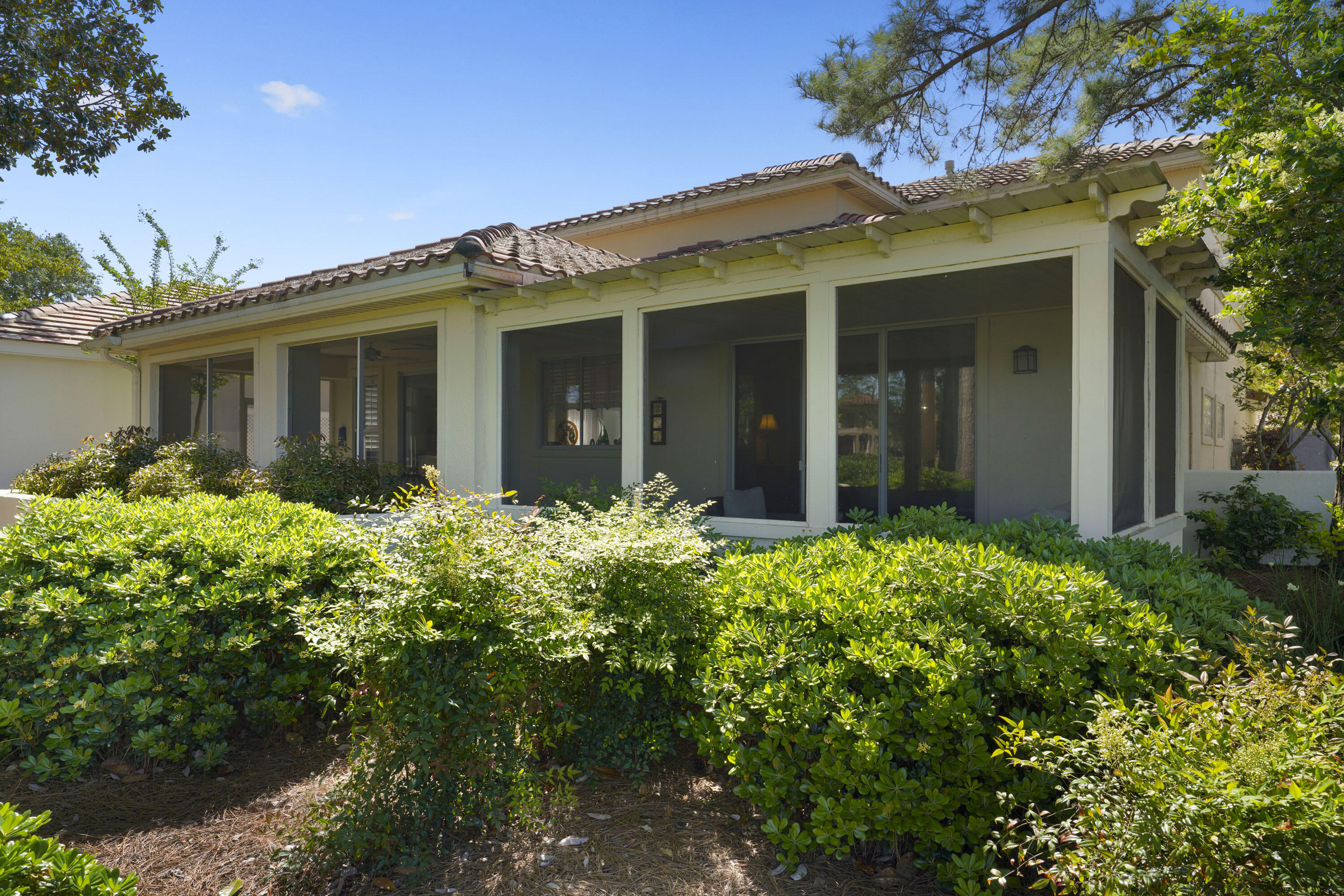LEGEND CREEK AT SANDESTIN - Residential