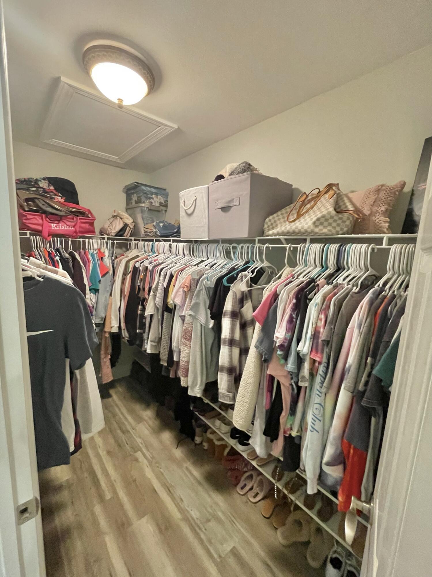 EAGLE BAY - Residential