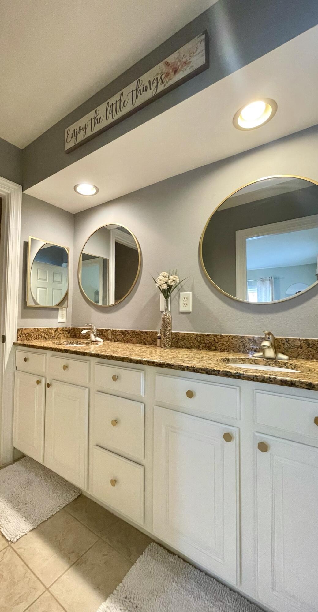 EAGLE BAY - Residential