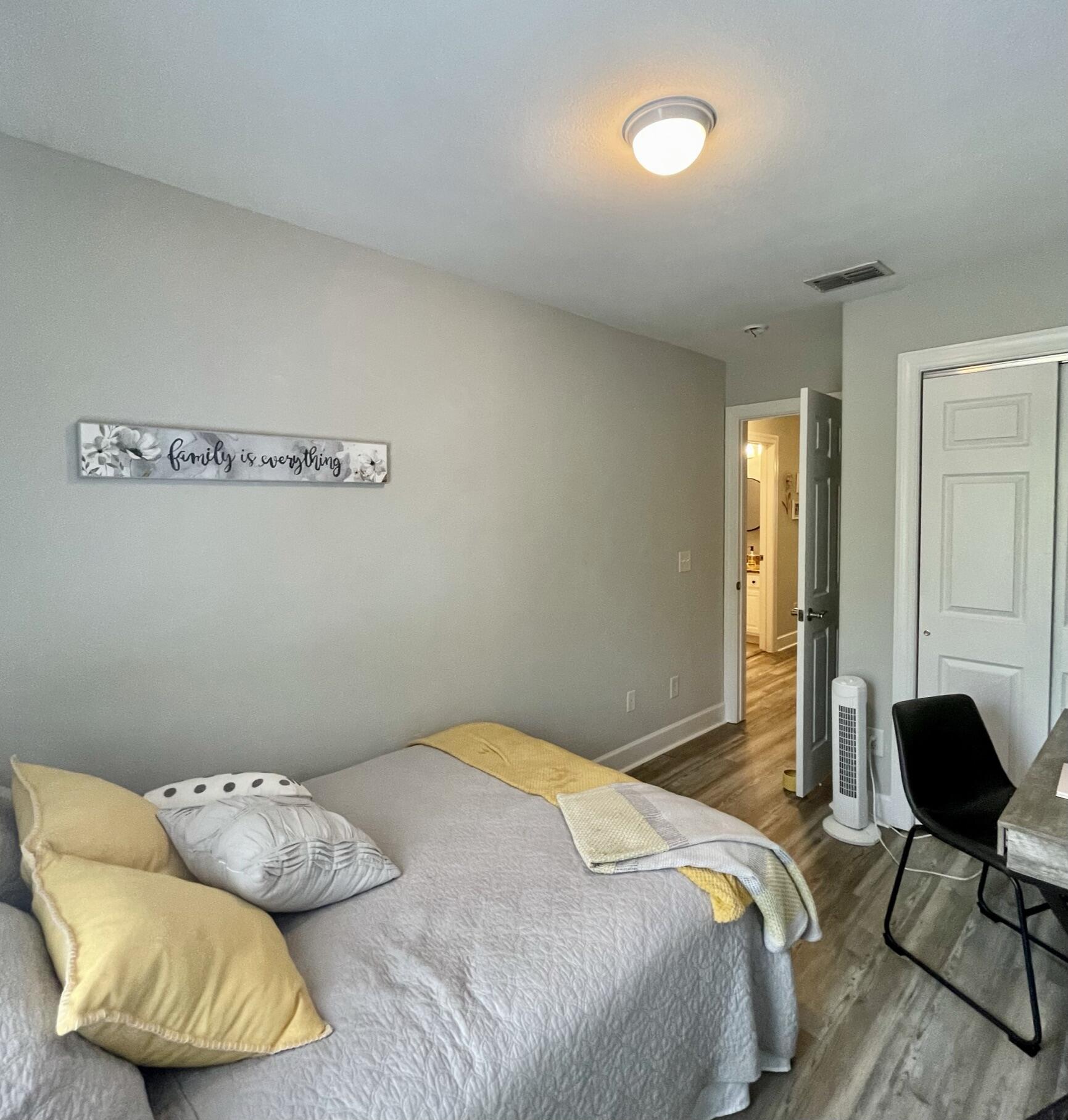 EAGLE BAY - Residential