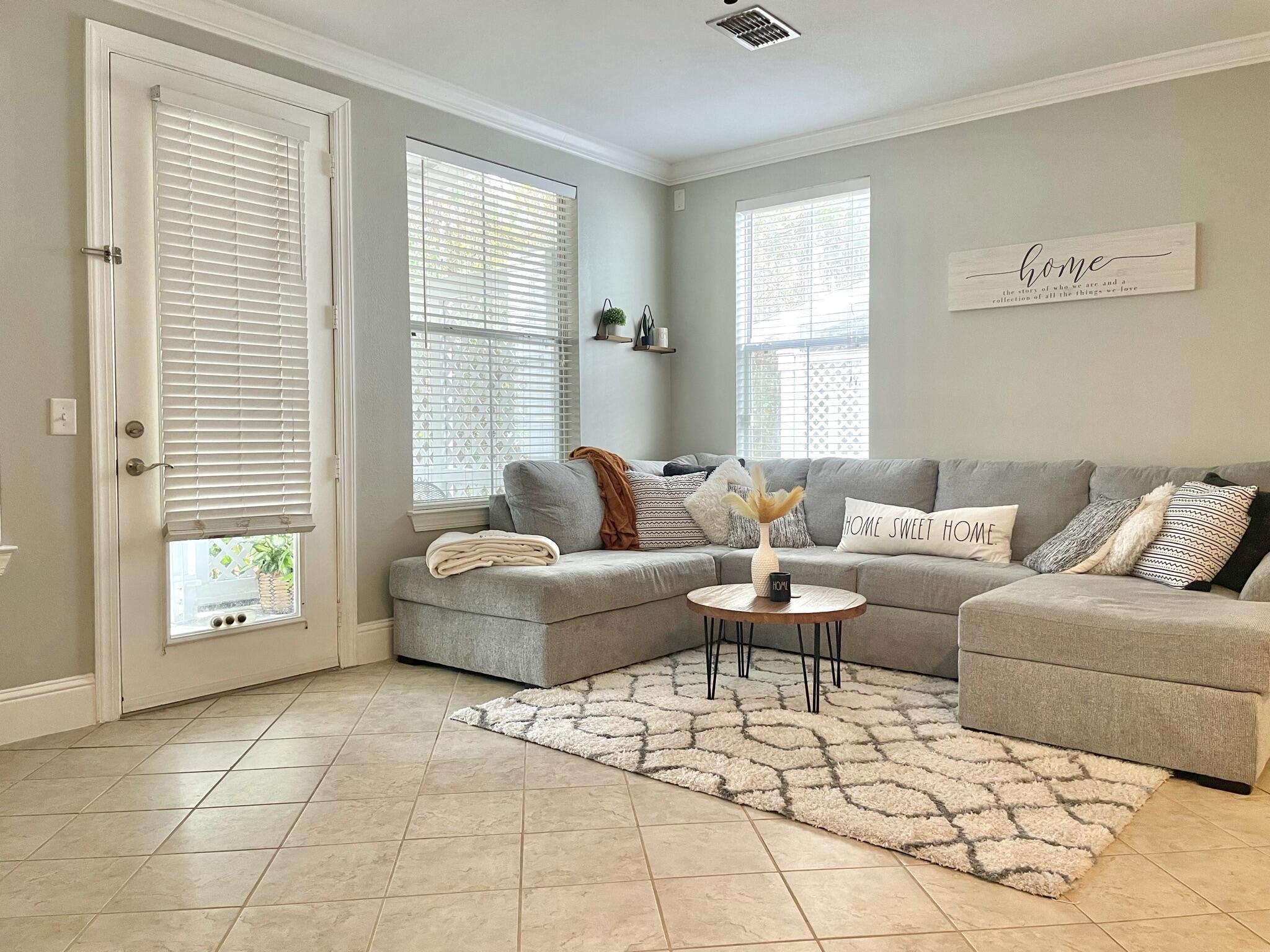 EAGLE BAY - Residential