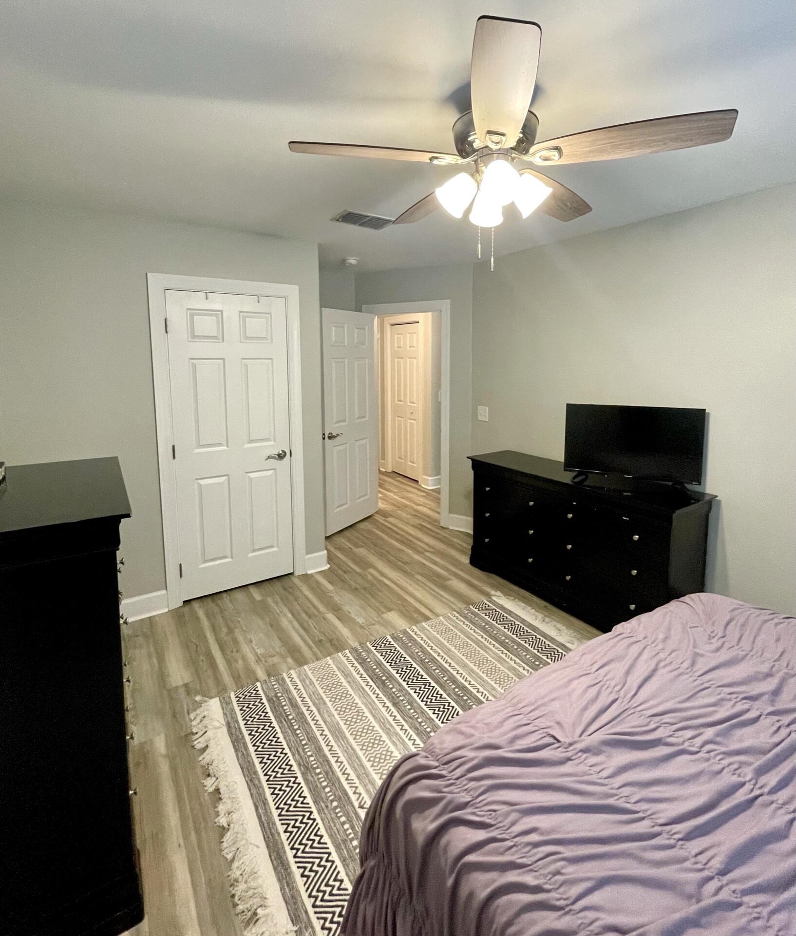 EAGLE BAY - Residential