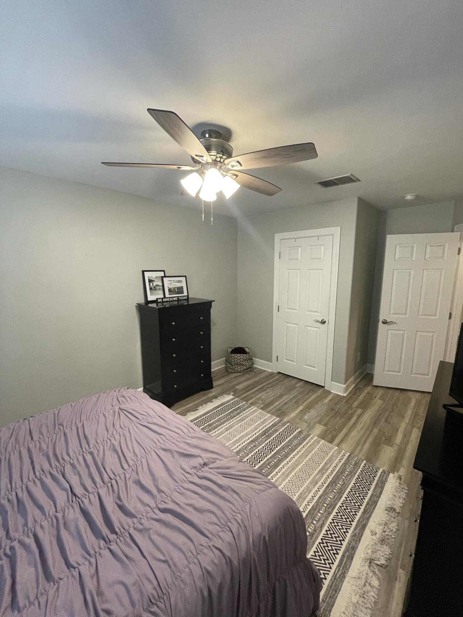 EAGLE BAY - Residential