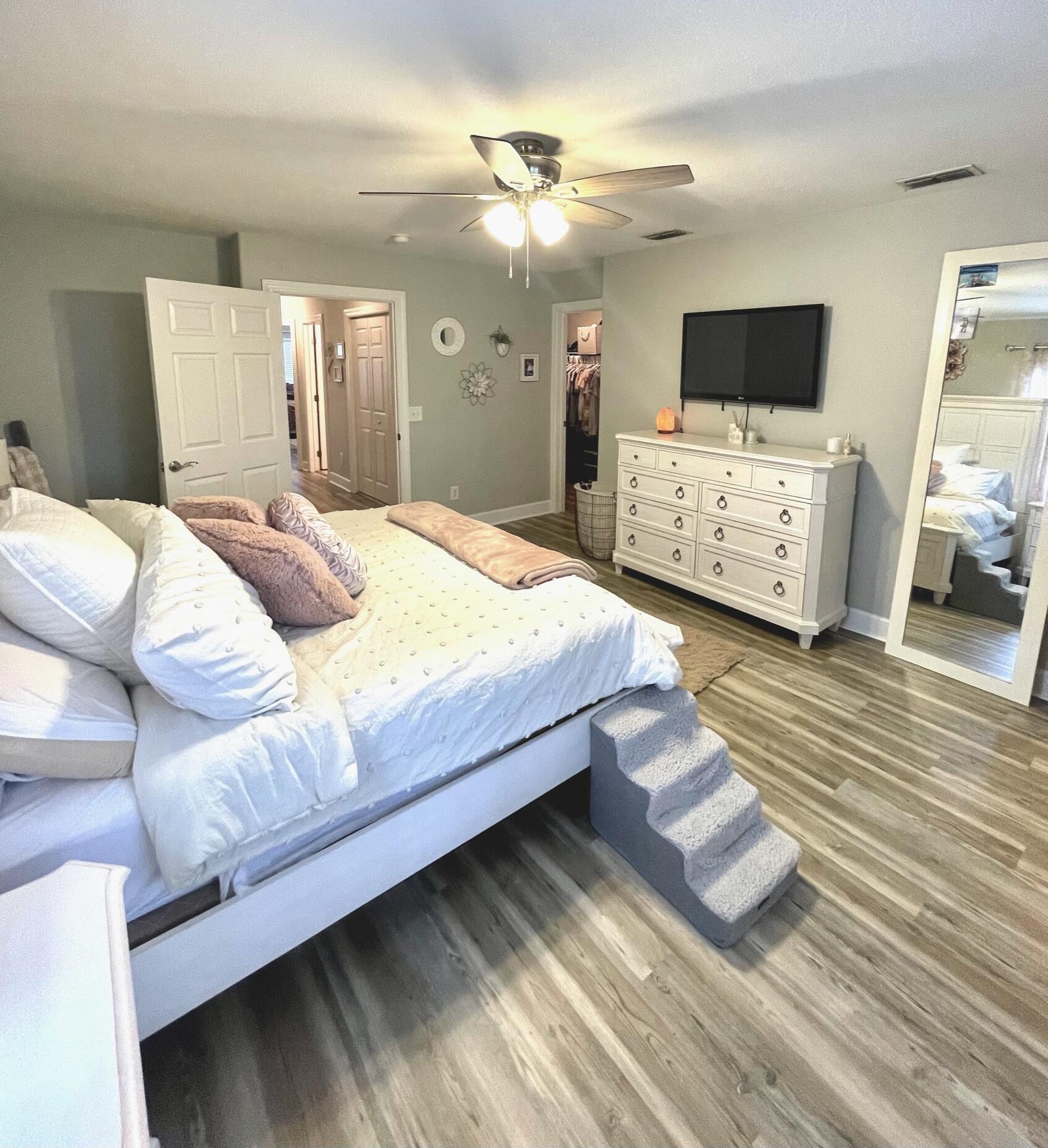 EAGLE BAY - Residential