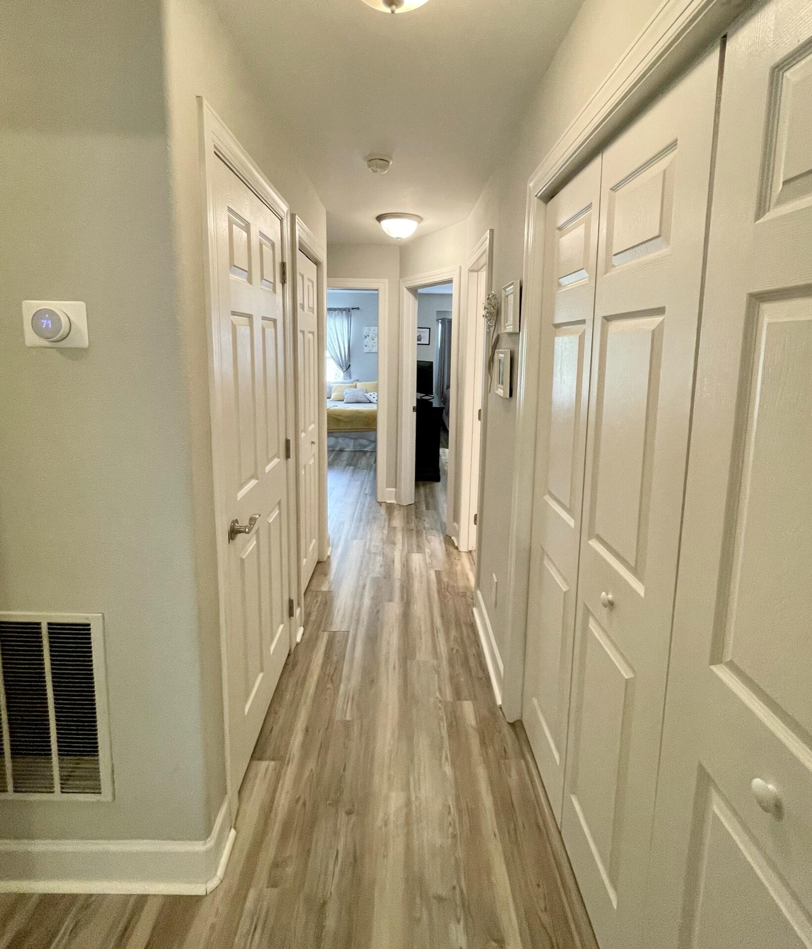 EAGLE BAY - Residential