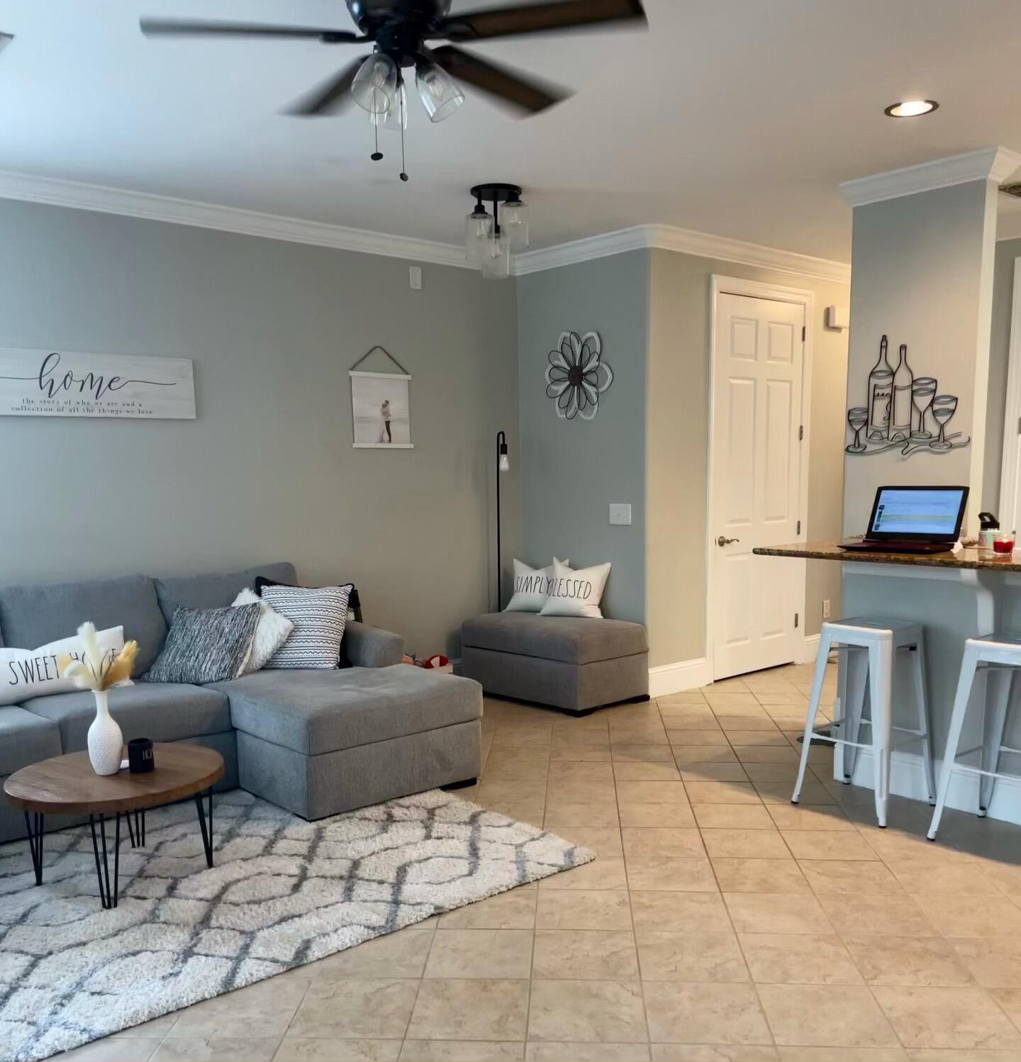 EAGLE BAY - Residential