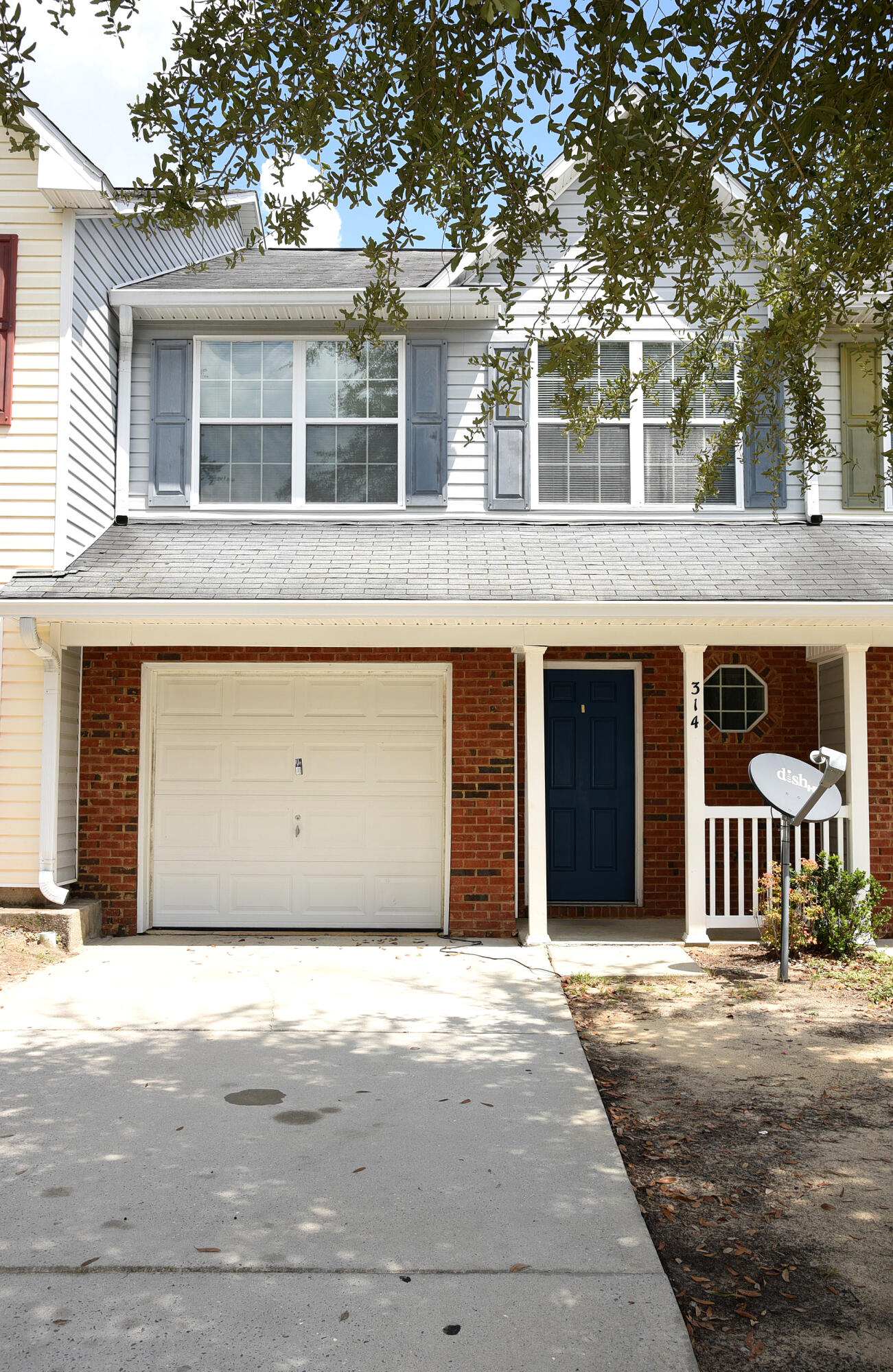 Rolling Pines Estate - Residential