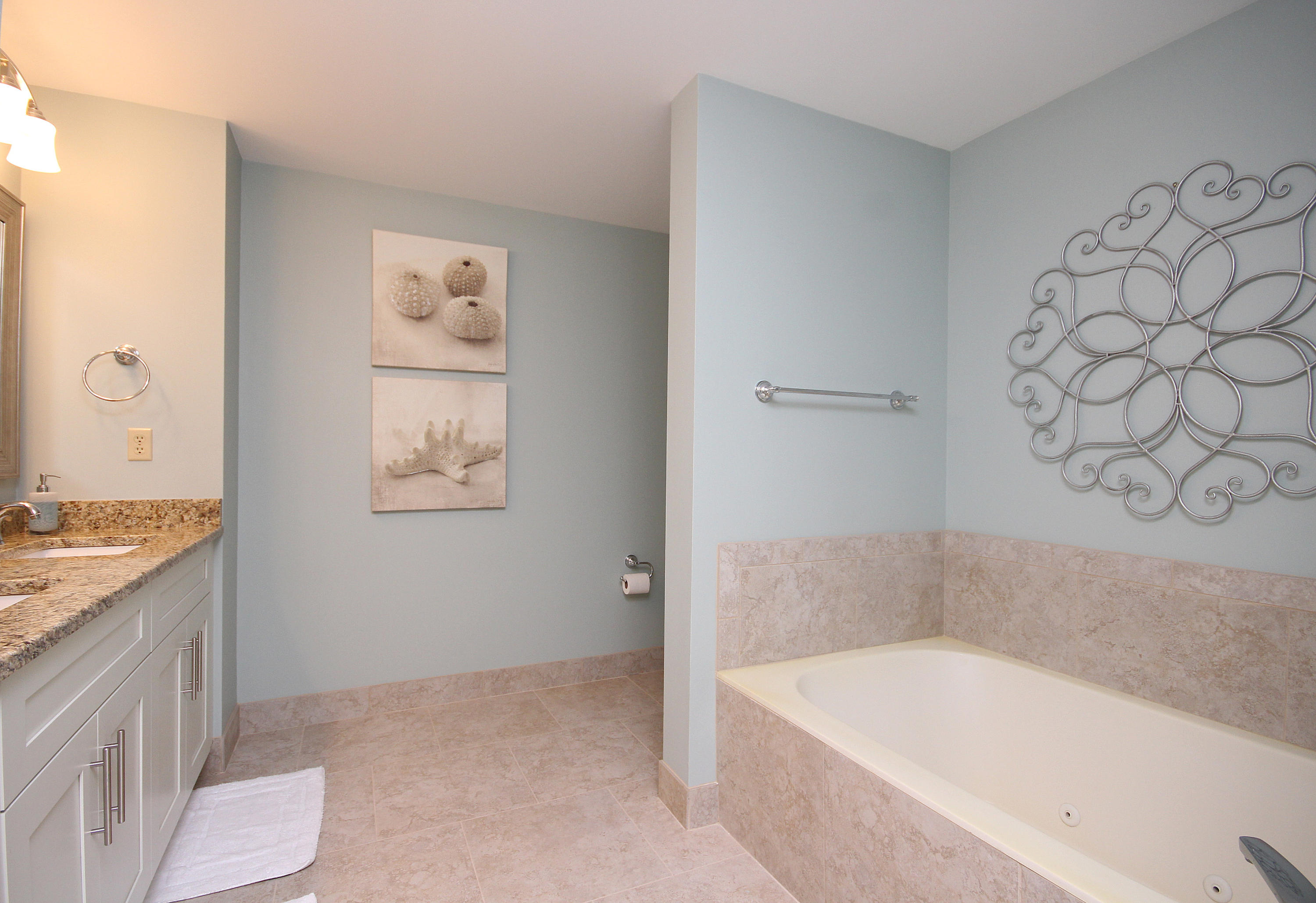 TIDES AT TOPS'L - Residential