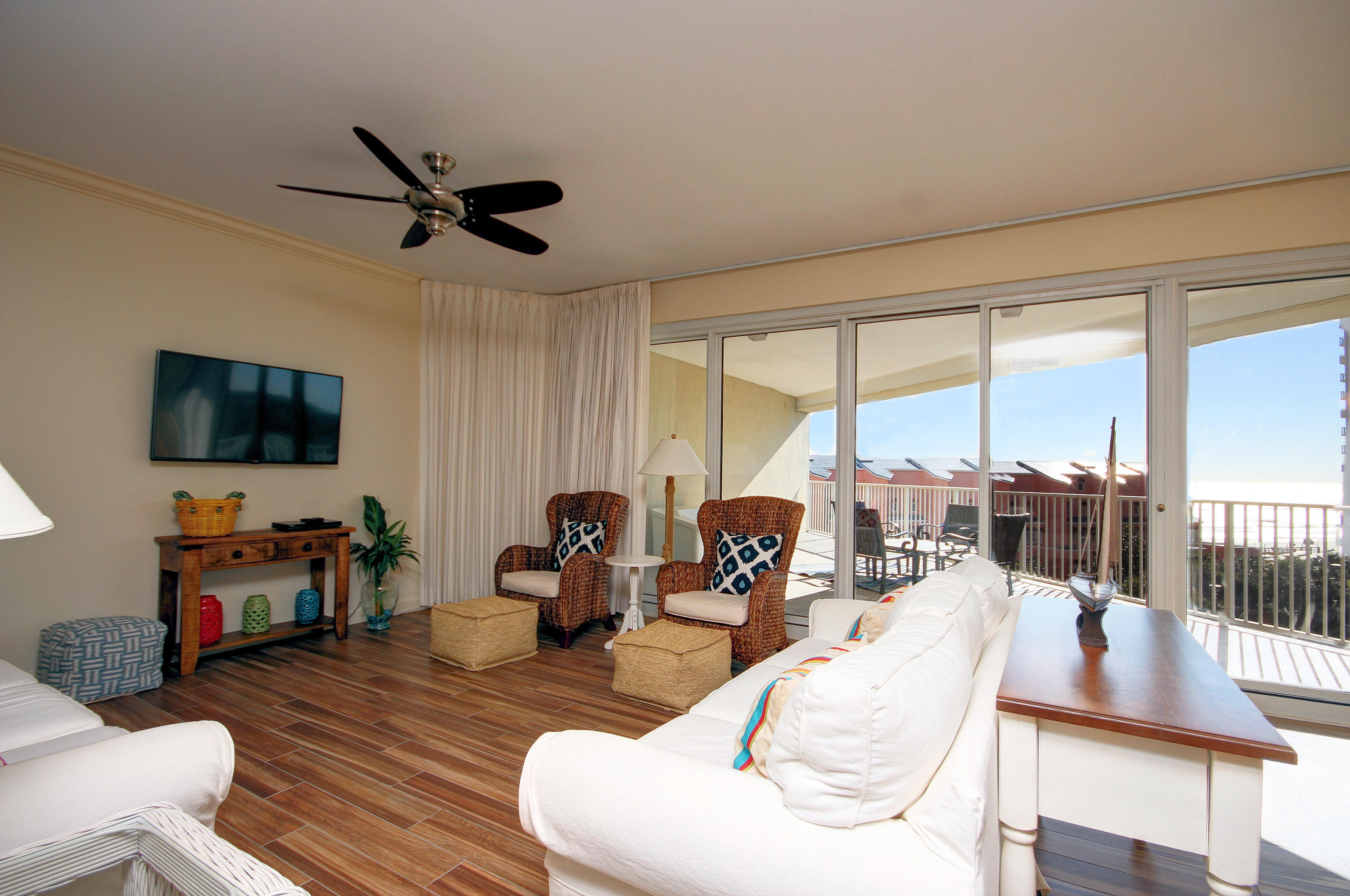 TIDES AT TOPS'L - Residential