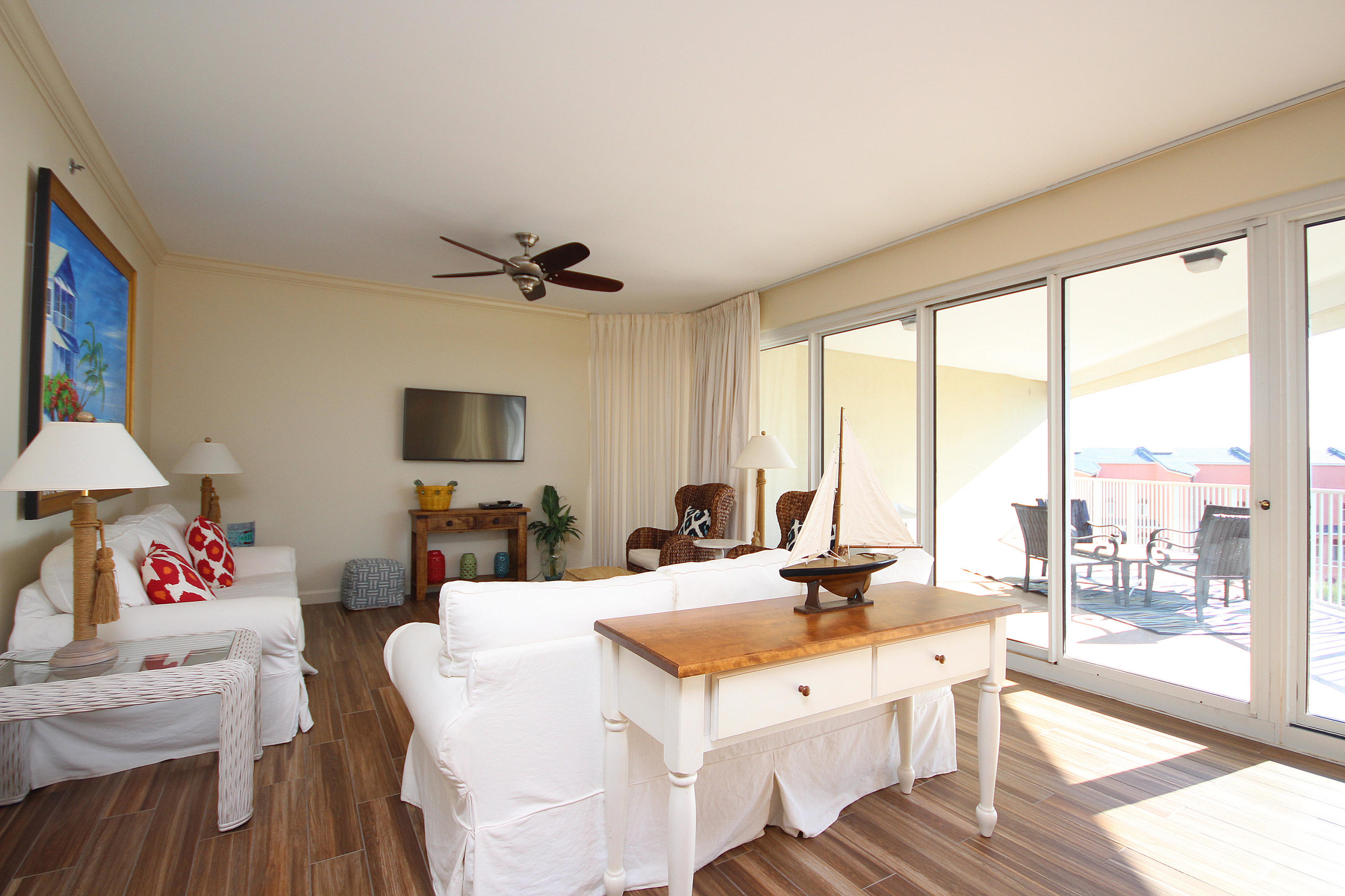 TIDES AT TOPS'L - Residential