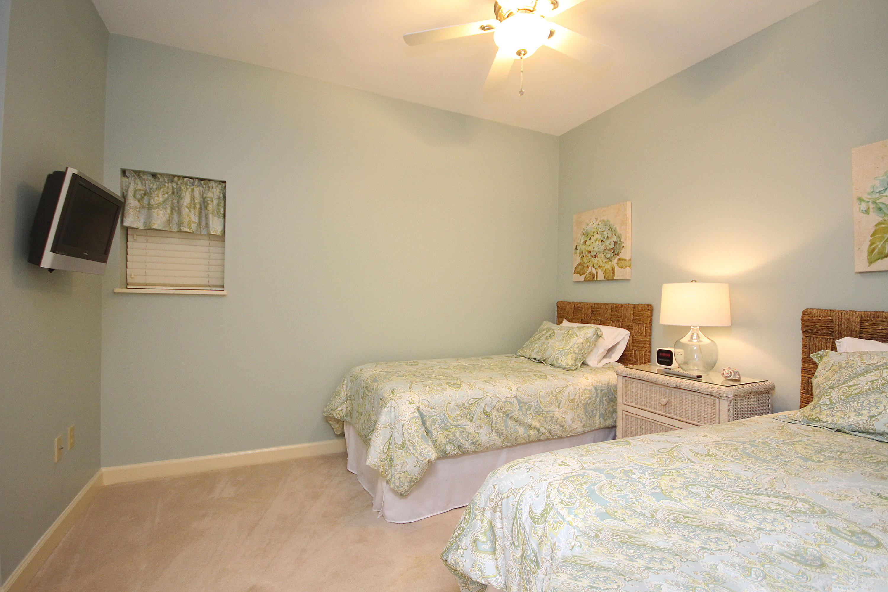 TIDES AT TOPS'L - Residential