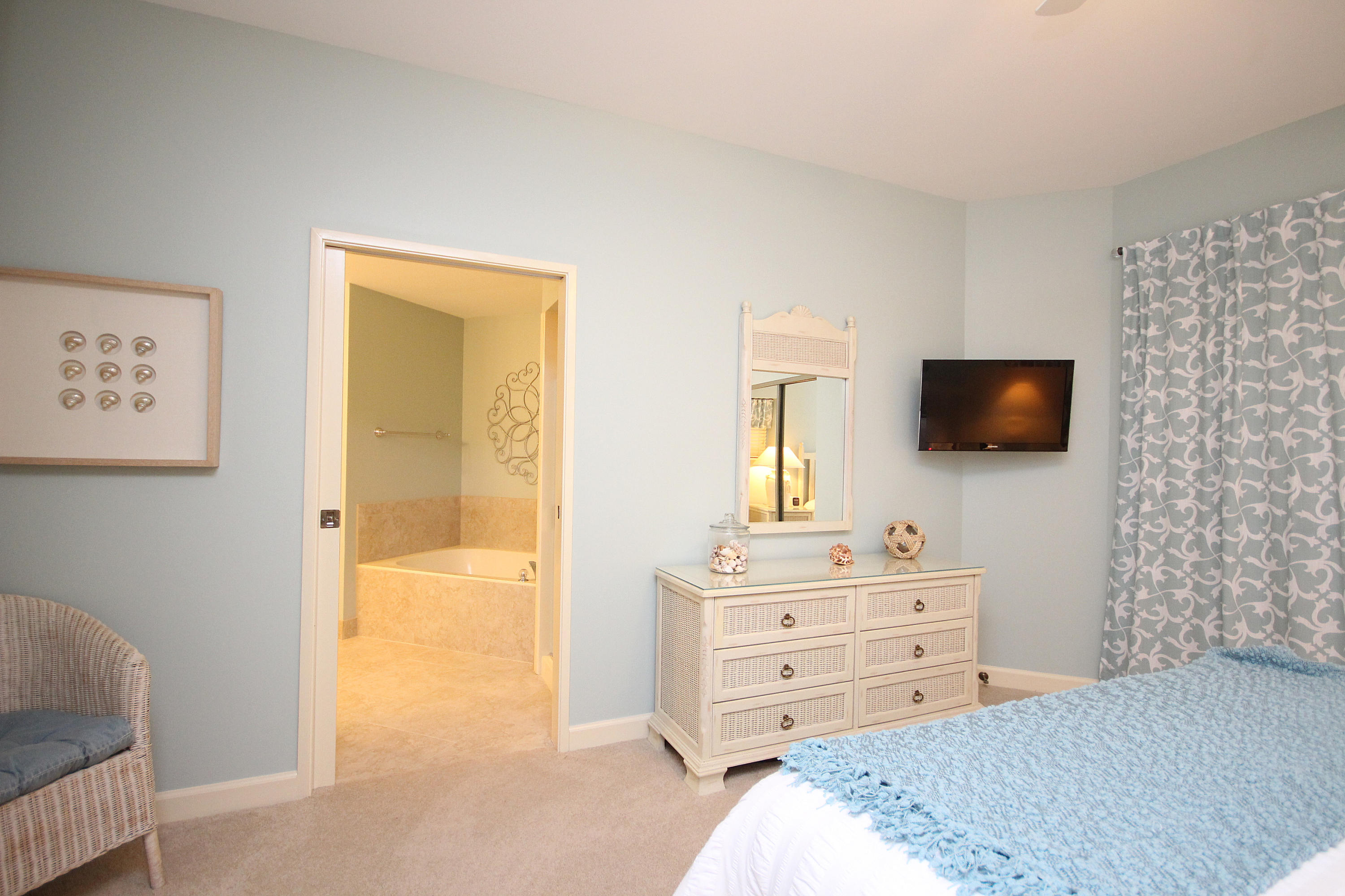 TIDES AT TOPS'L - Residential