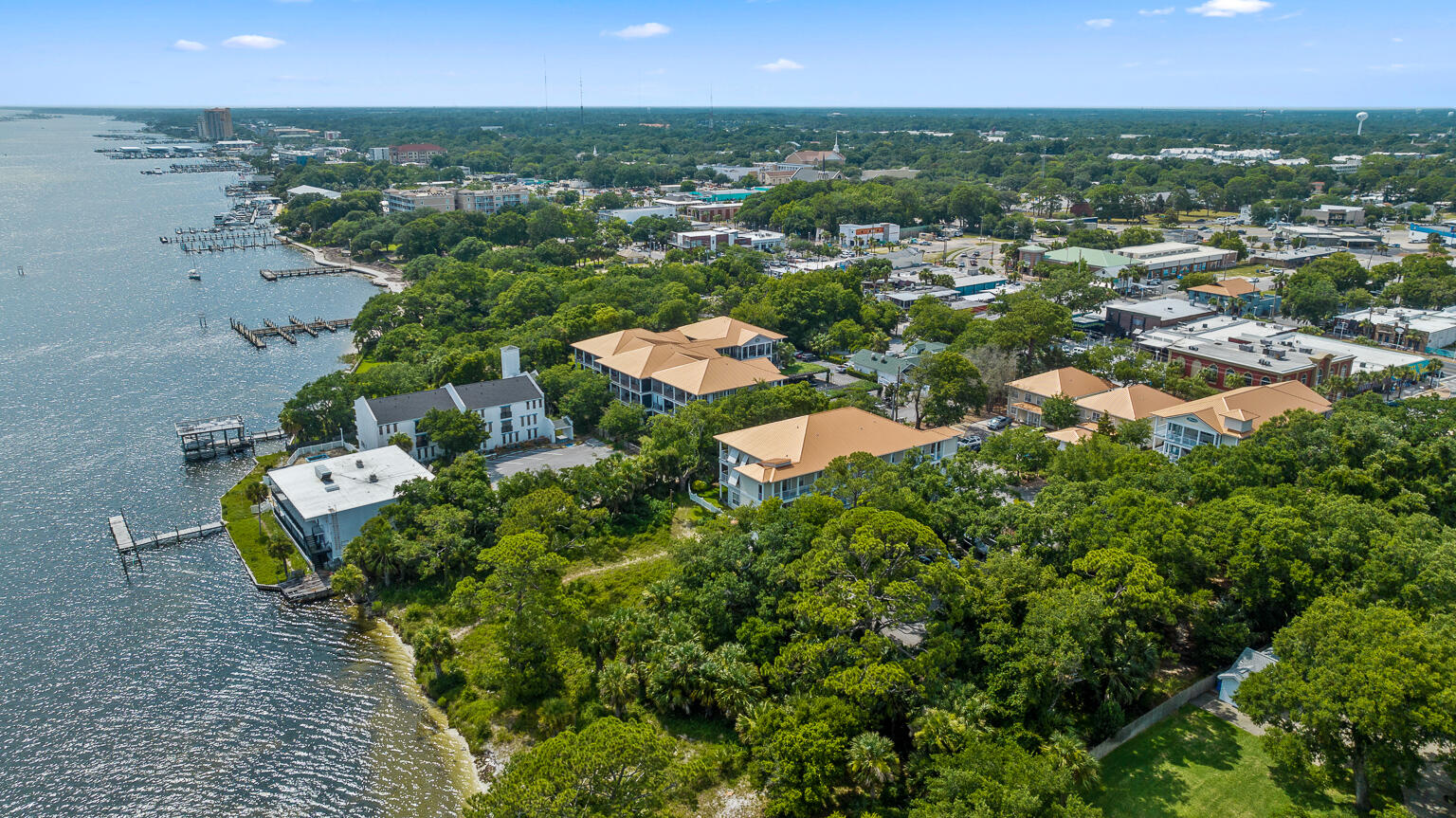 MIRAMAR PLACE - Residential