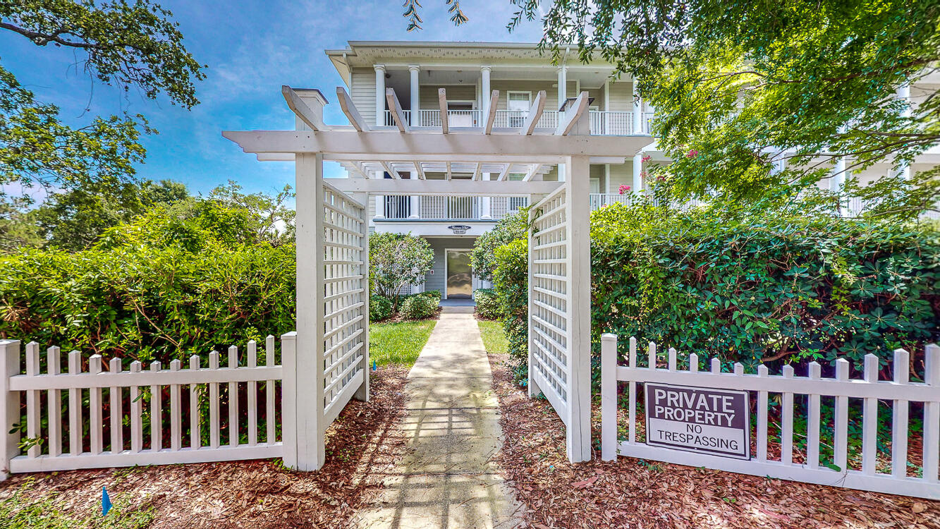 MIRAMAR PLACE - Residential