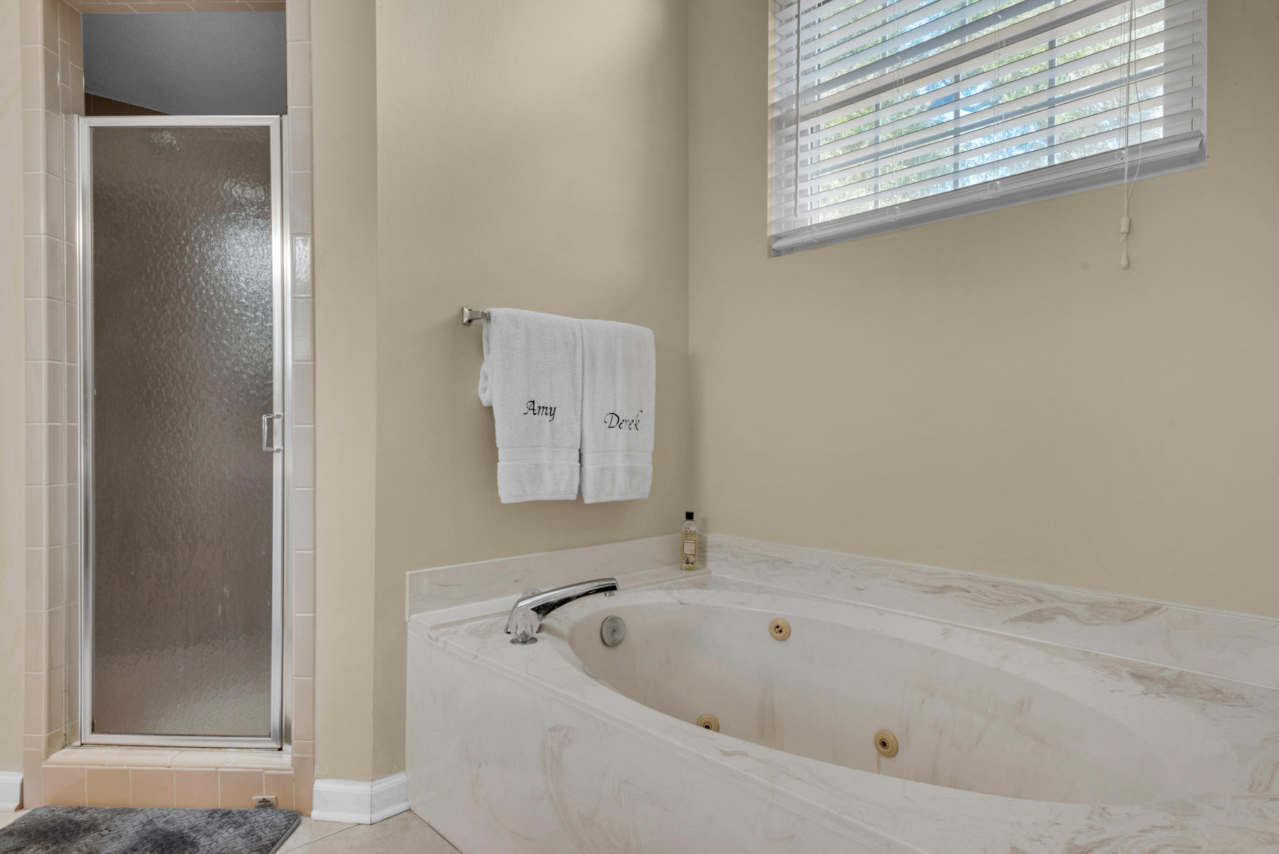 MEADOW WOODS - Residential