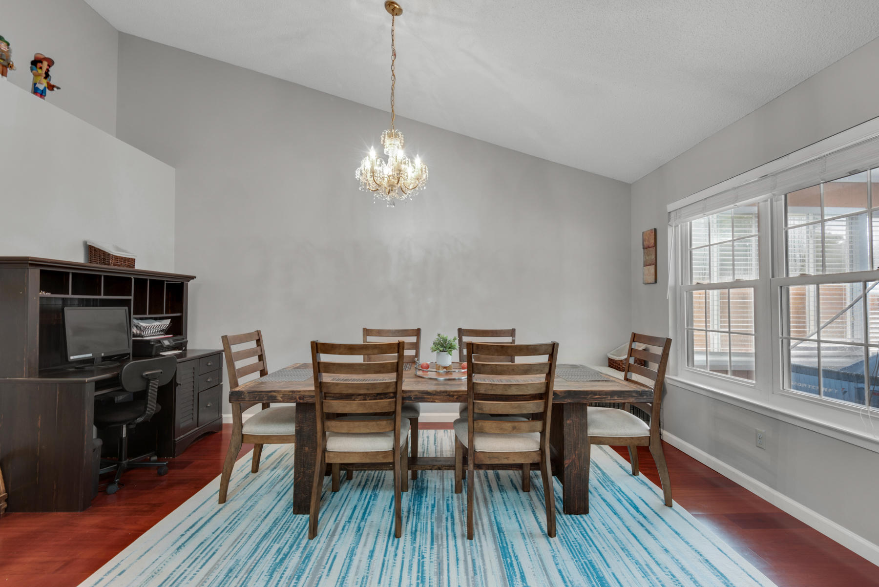 MEADOW WOODS - Residential