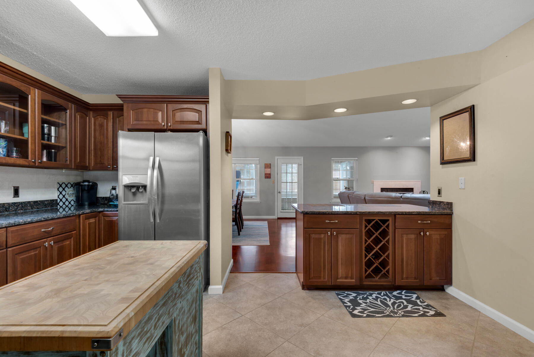 MEADOW WOODS - Residential