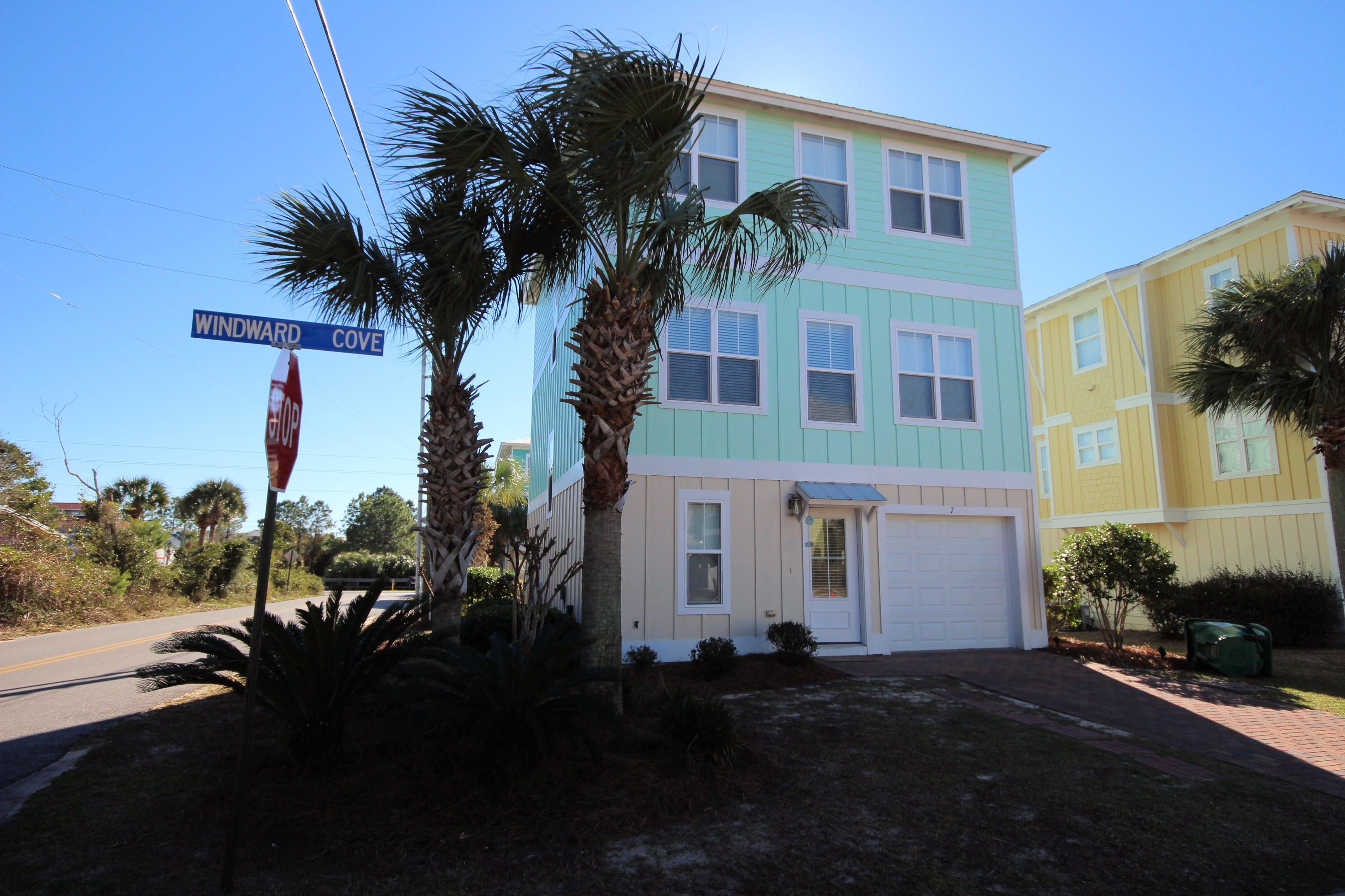 SATINWOOD PLACE - Residential