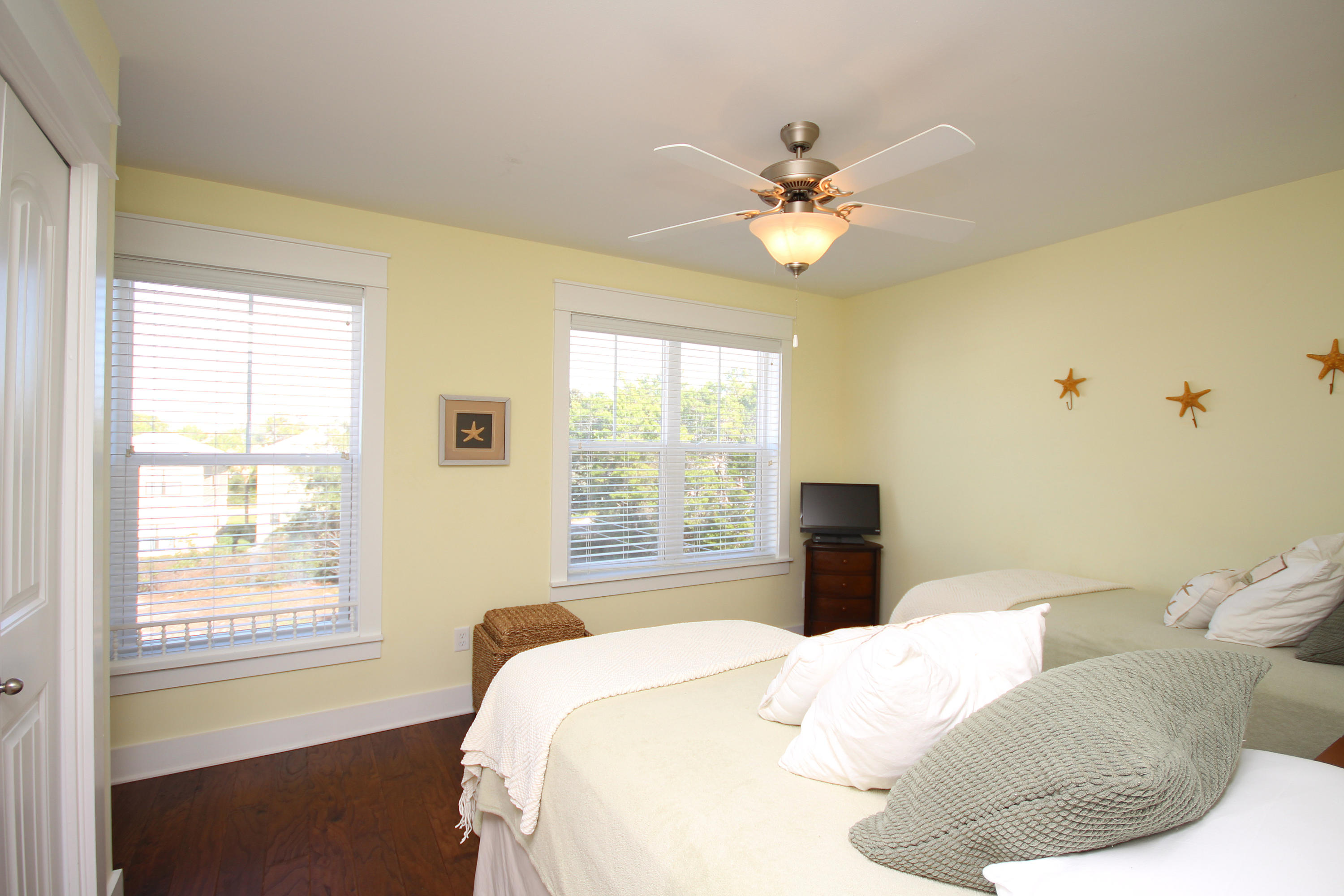 SATINWOOD PLACE - Residential