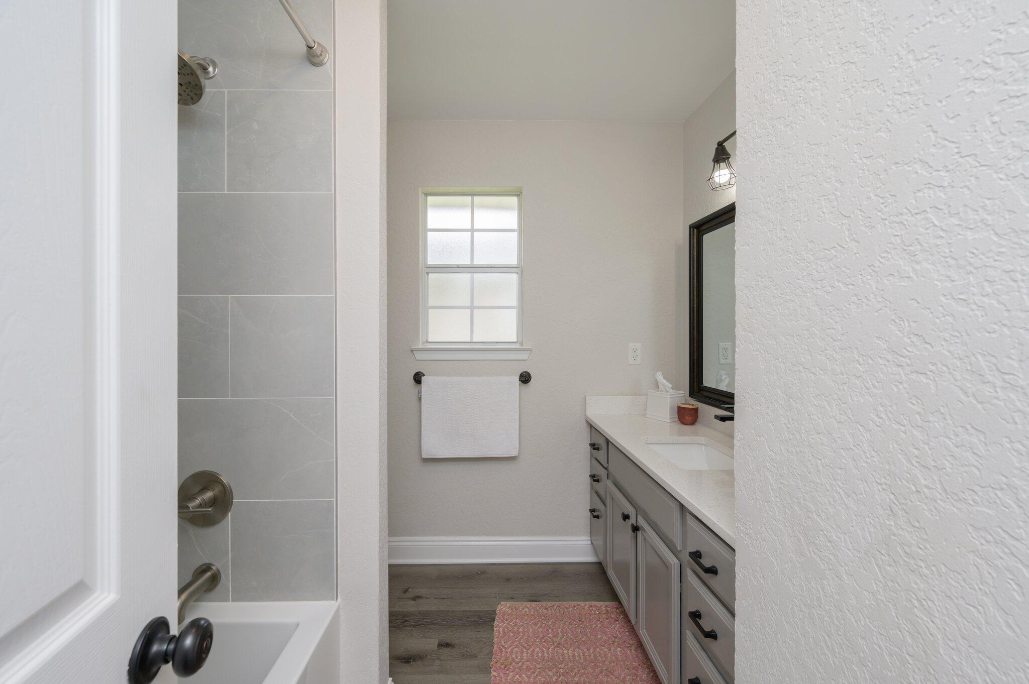 SOUND HAMMOCK - Residential Lease