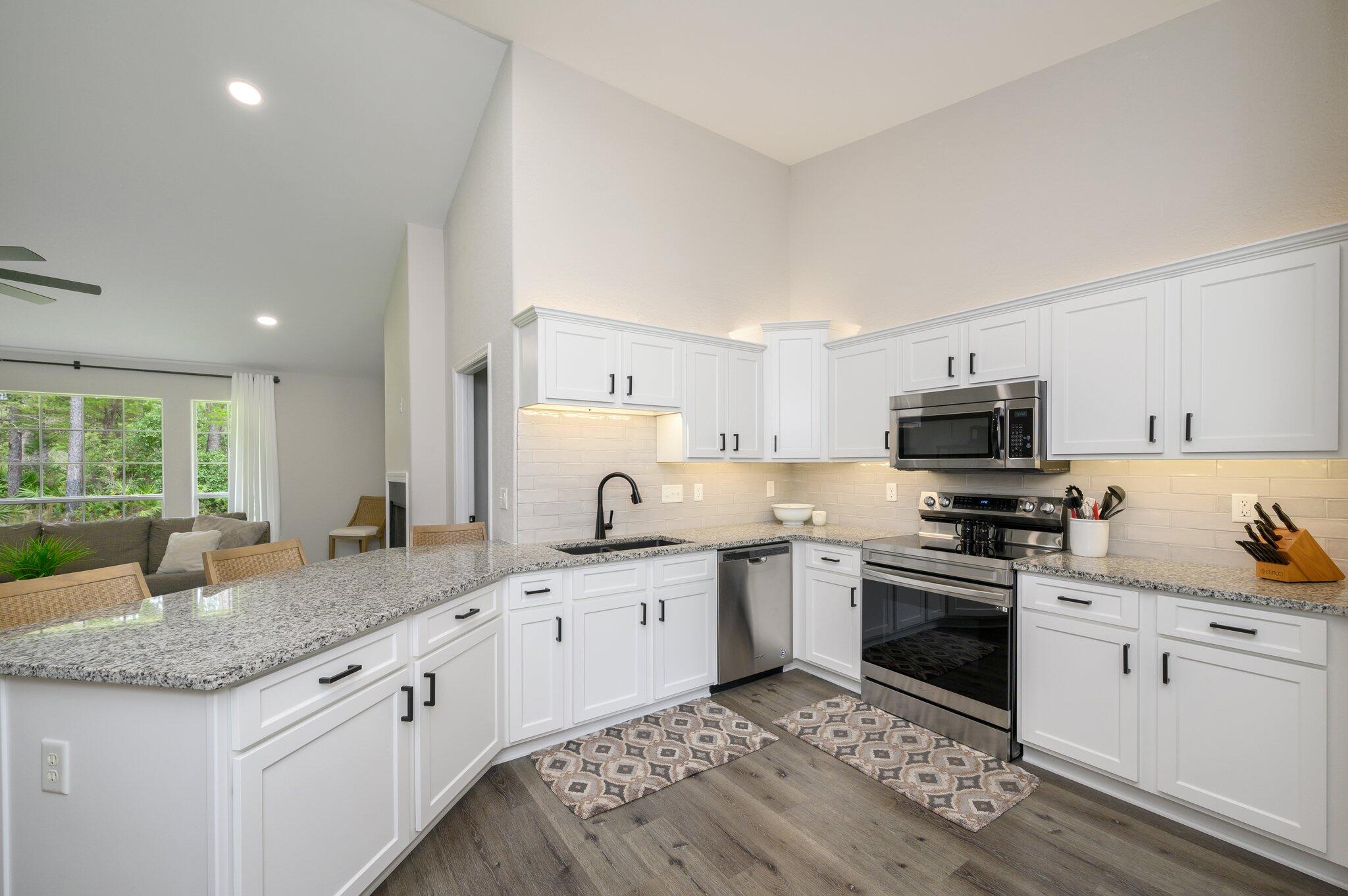 SOUND HAMMOCK - Residential Lease