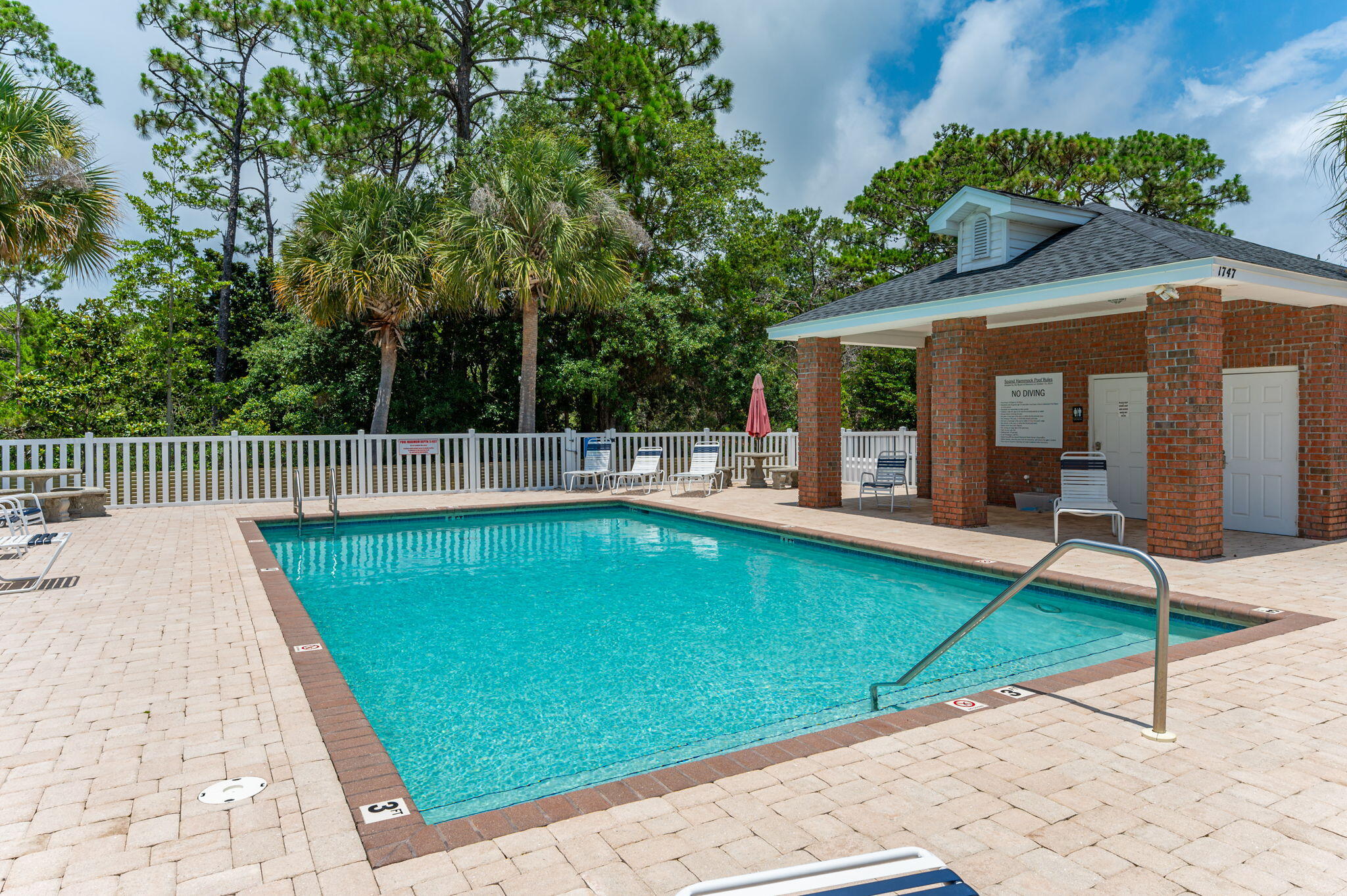 SOUND HAMMOCK - Residential Lease