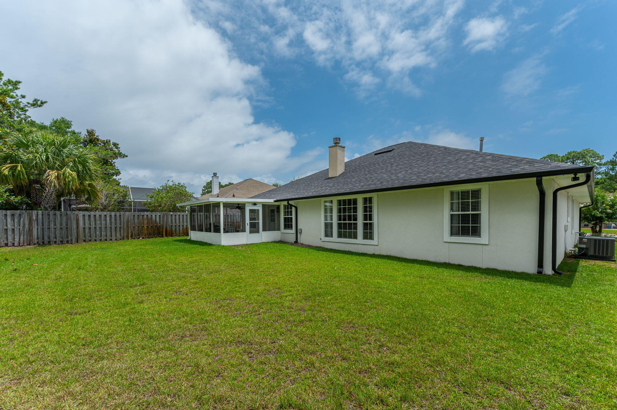 SOUND HAMMOCK - Residential Lease