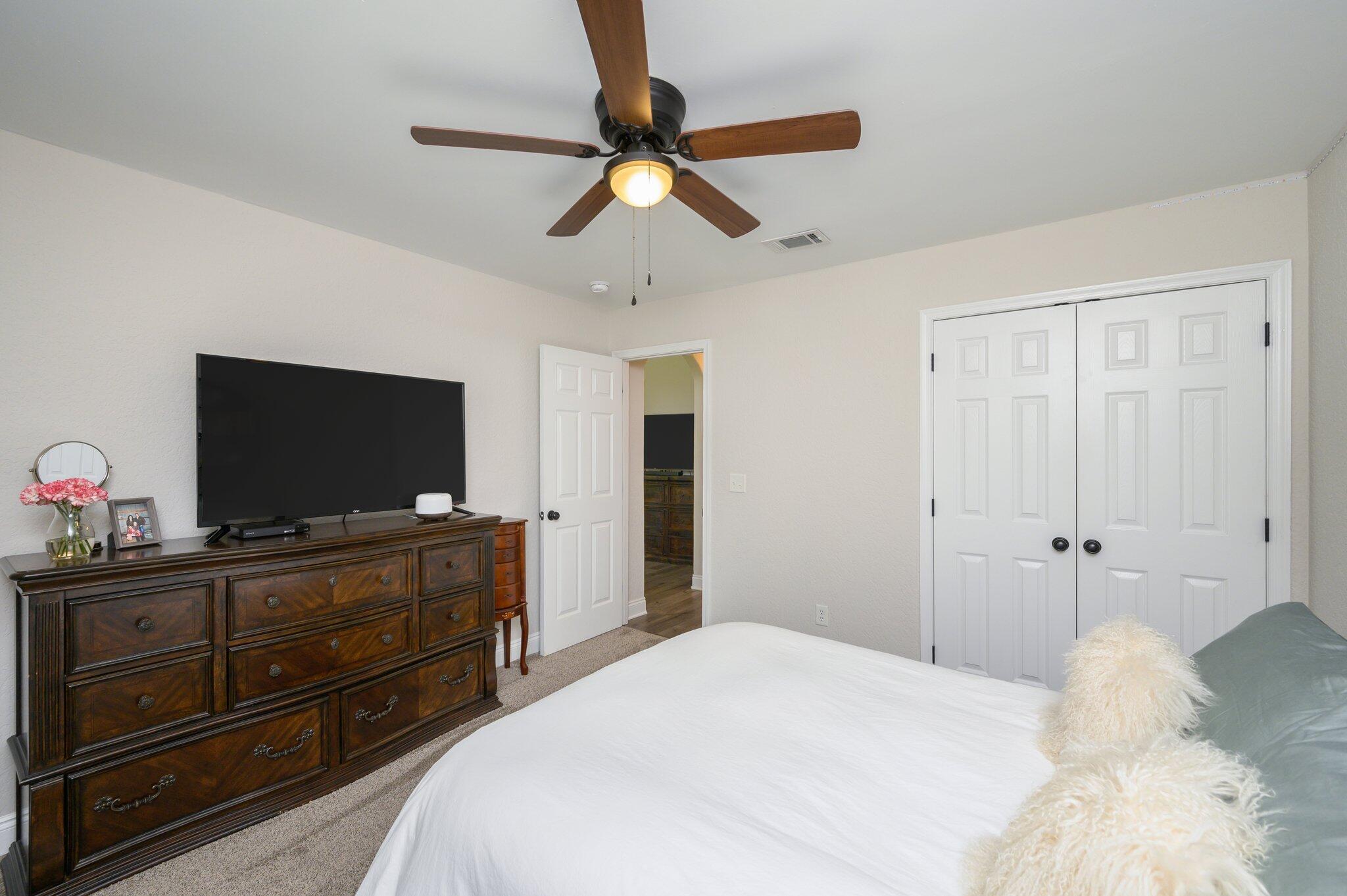 SOUND HAMMOCK - Residential Lease