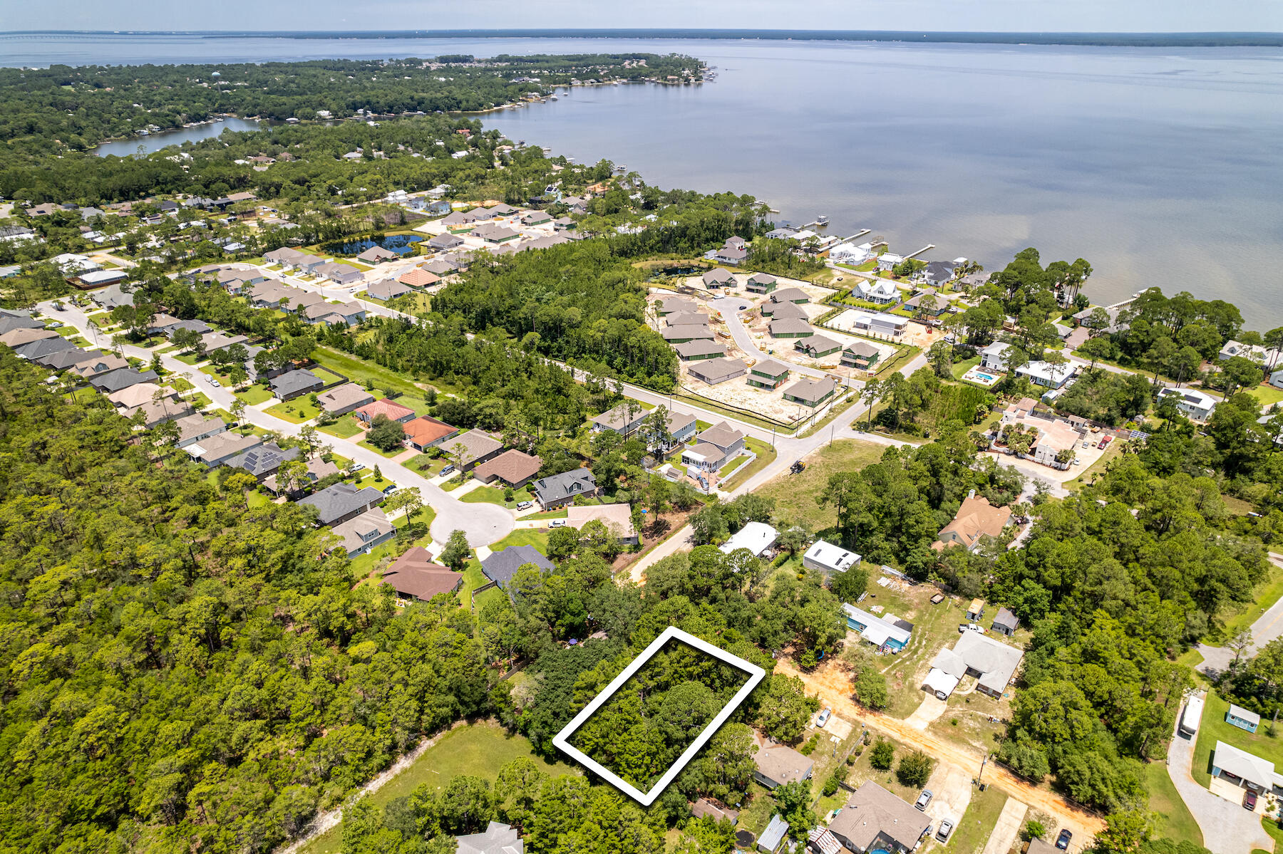 Las Roblas Grande - Land