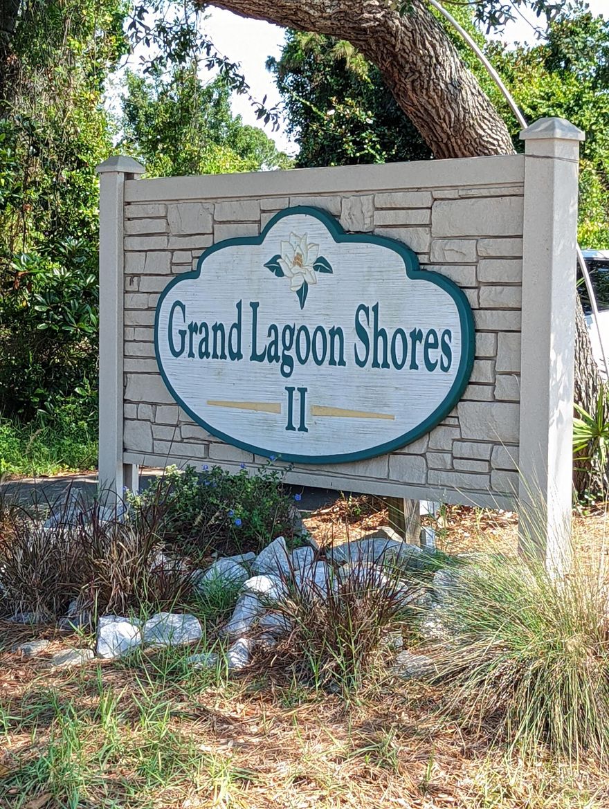 Nice oversized corner lot very close to the water.Only about 3 miles away from public boat ramp and very close to shopping, restaurants and entertainment. No HOA in the neighborhood and couple of nice mature trees on the lot.