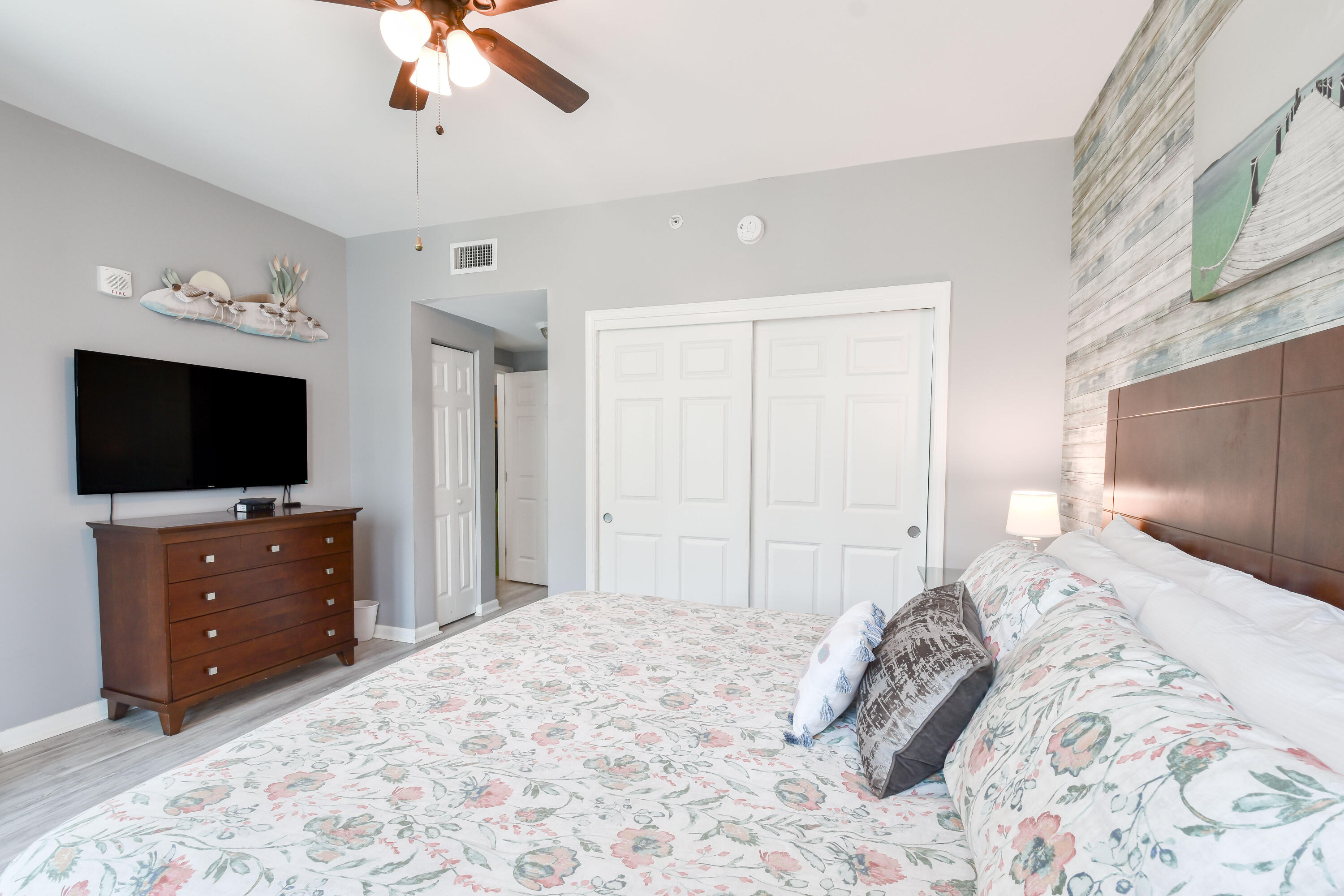 THE PALMS OF DESTIN - Residential