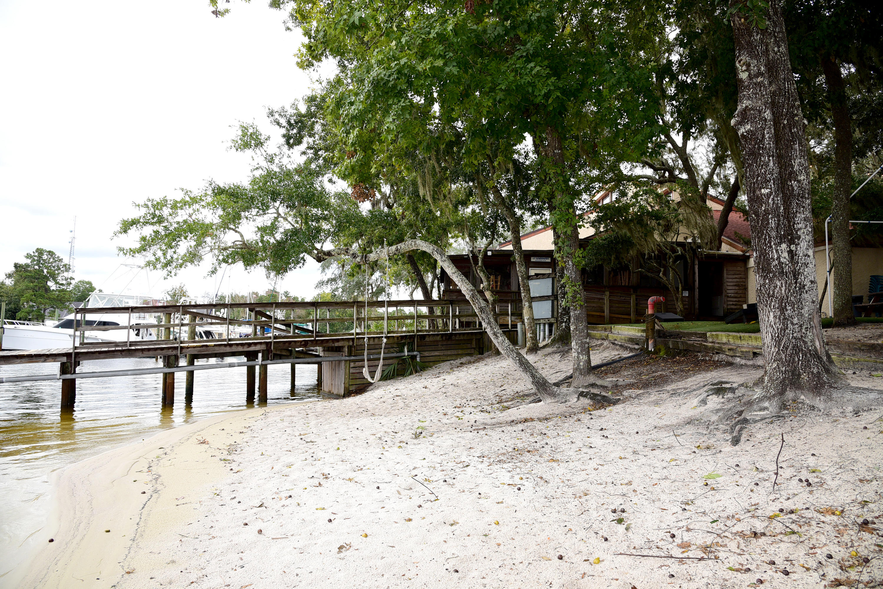 MARINA VILLAS CONDO AT BLUEWATER BAY - Residential