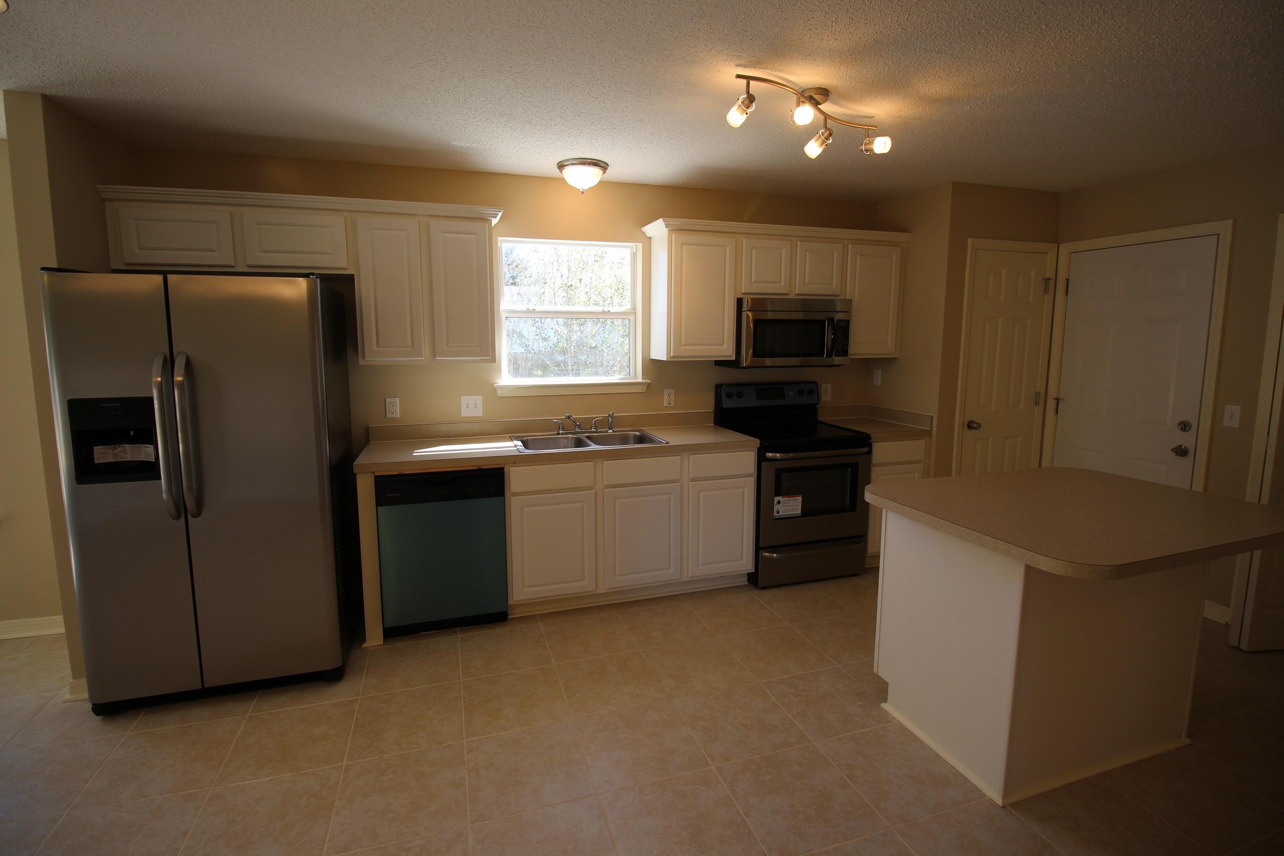 EAST BAY HEIGHTS - Residential