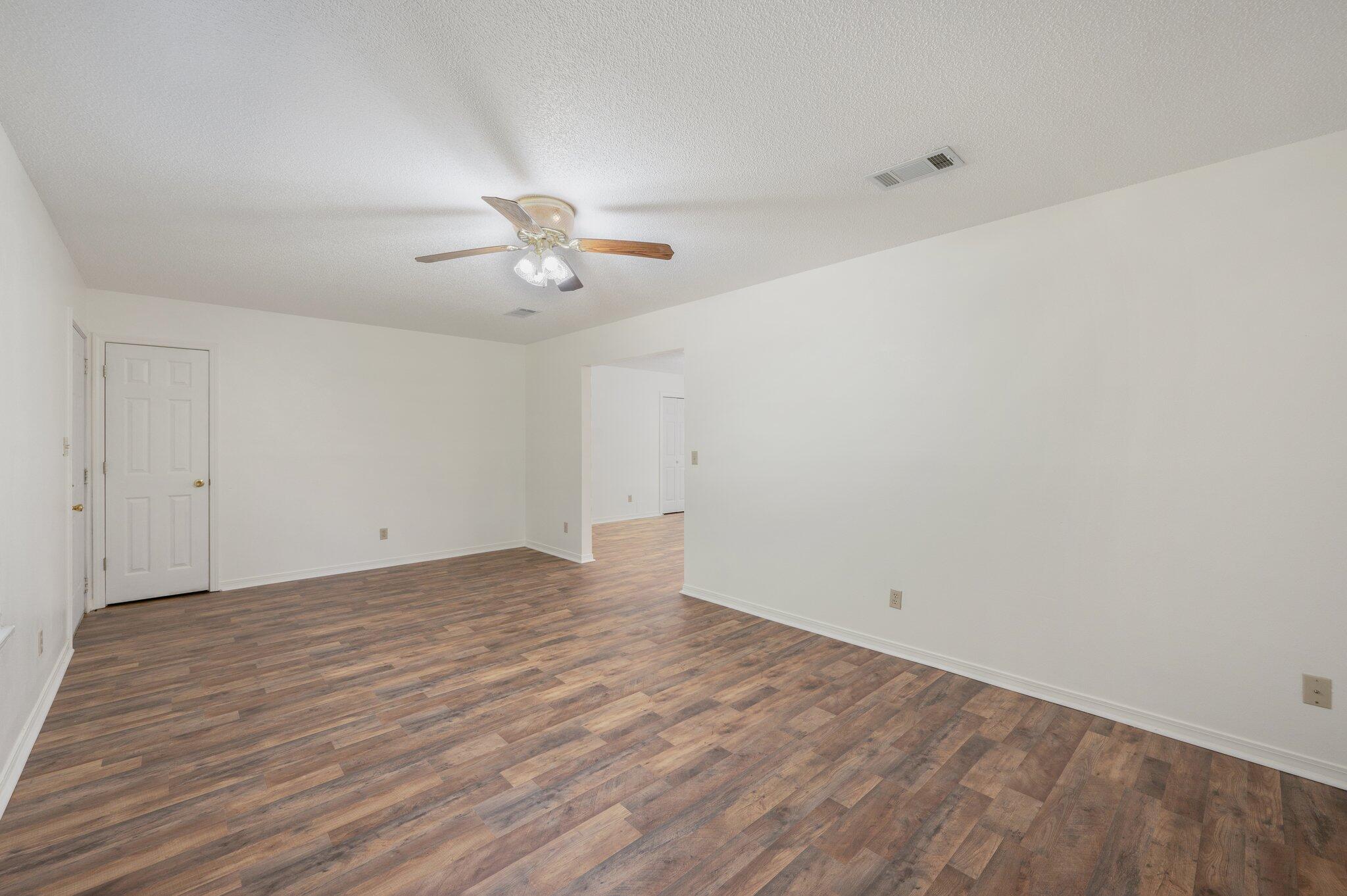 METES & BOUNDS - Residential Lease