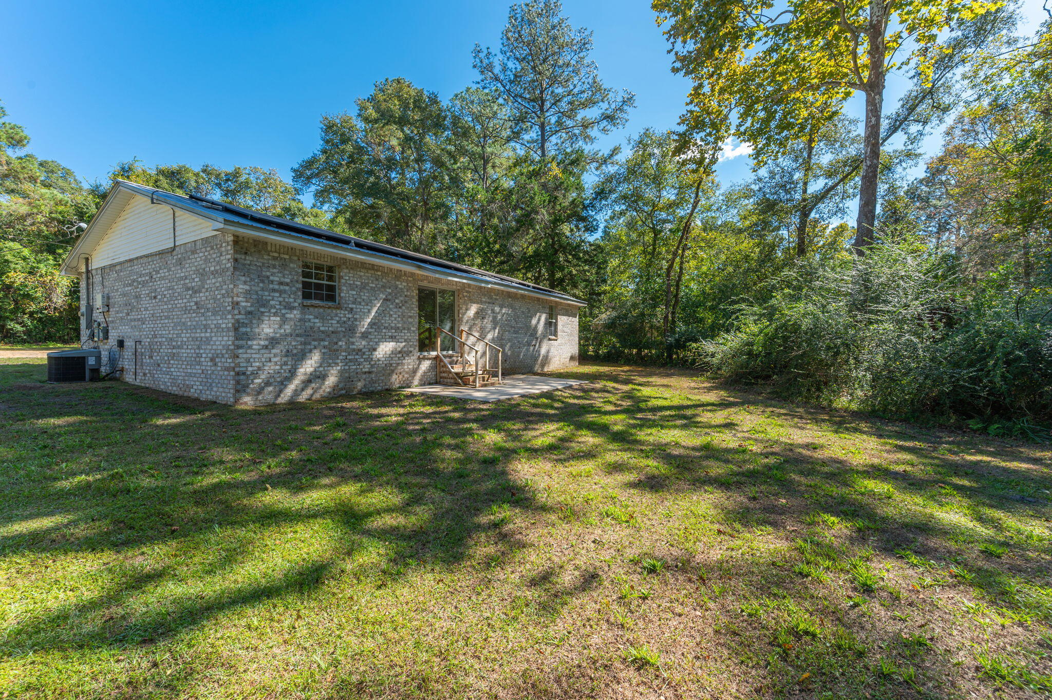 METES & BOUNDS - Residential Lease