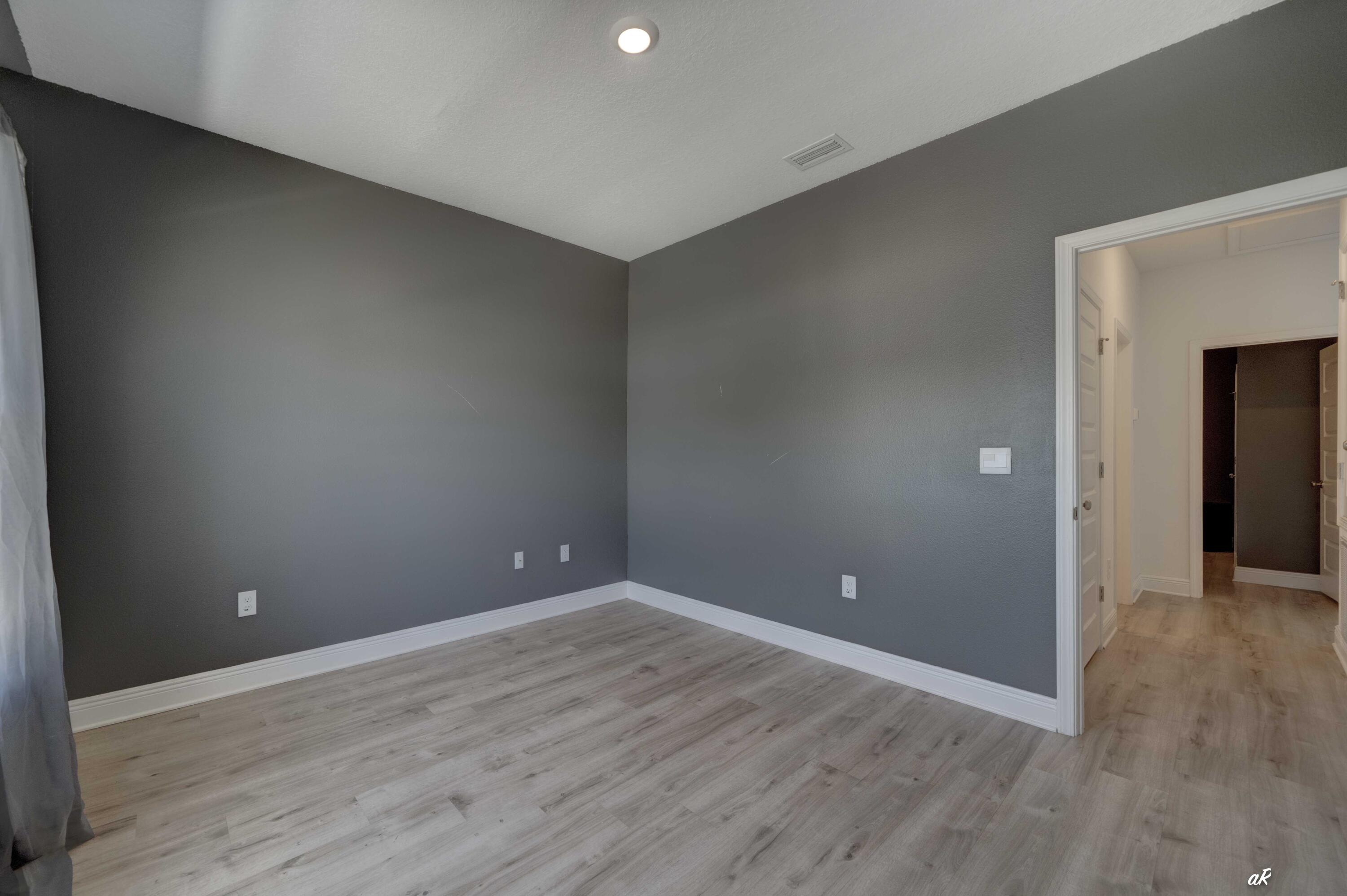 TIERRA VERDE - Residential