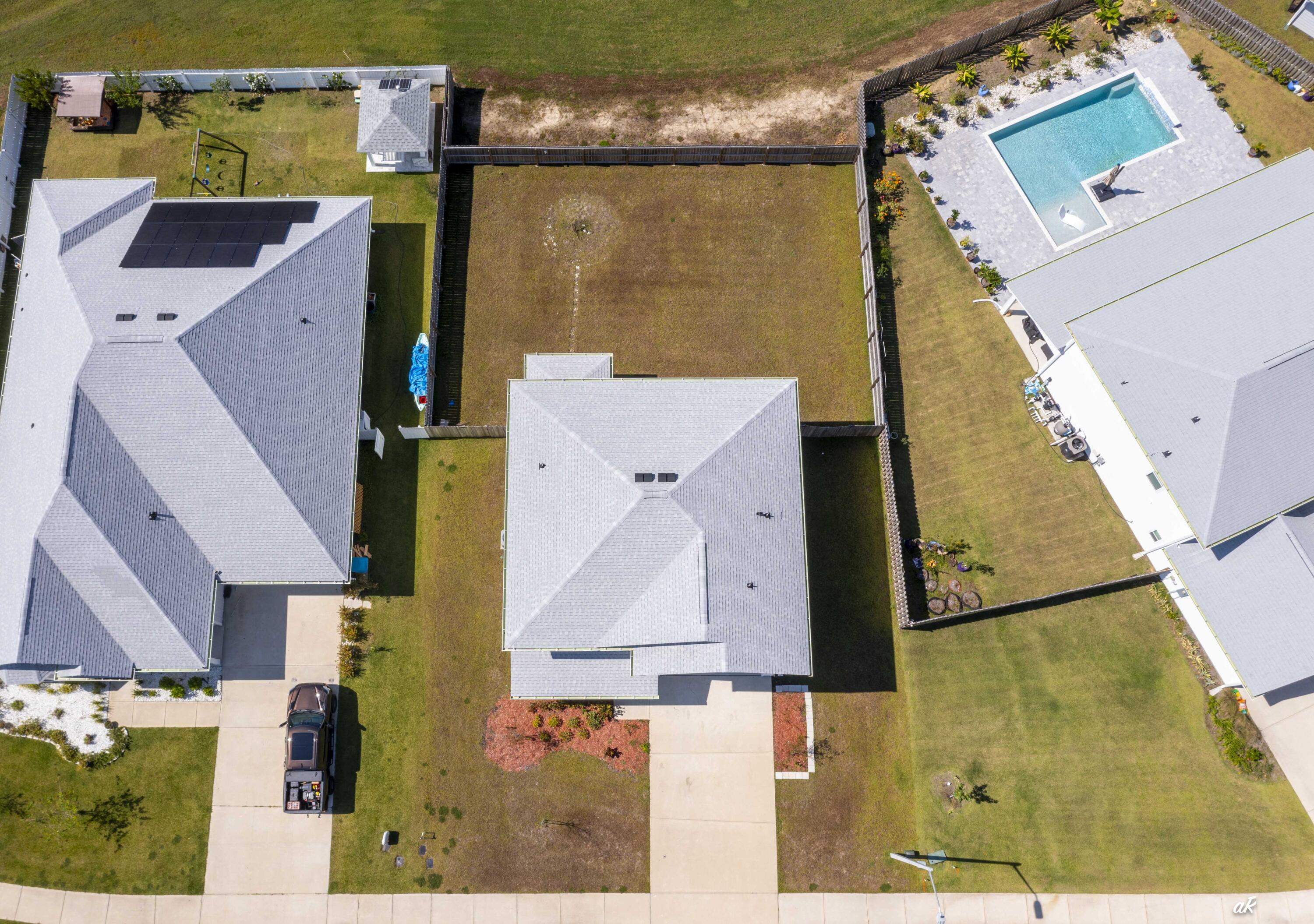 TIERRA VERDE - Residential