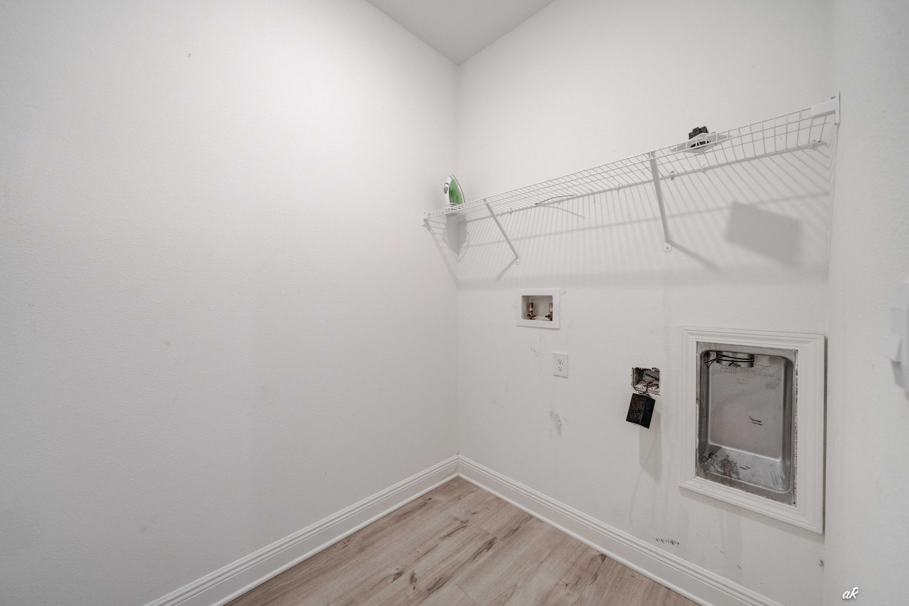 TIERRA VERDE - Residential