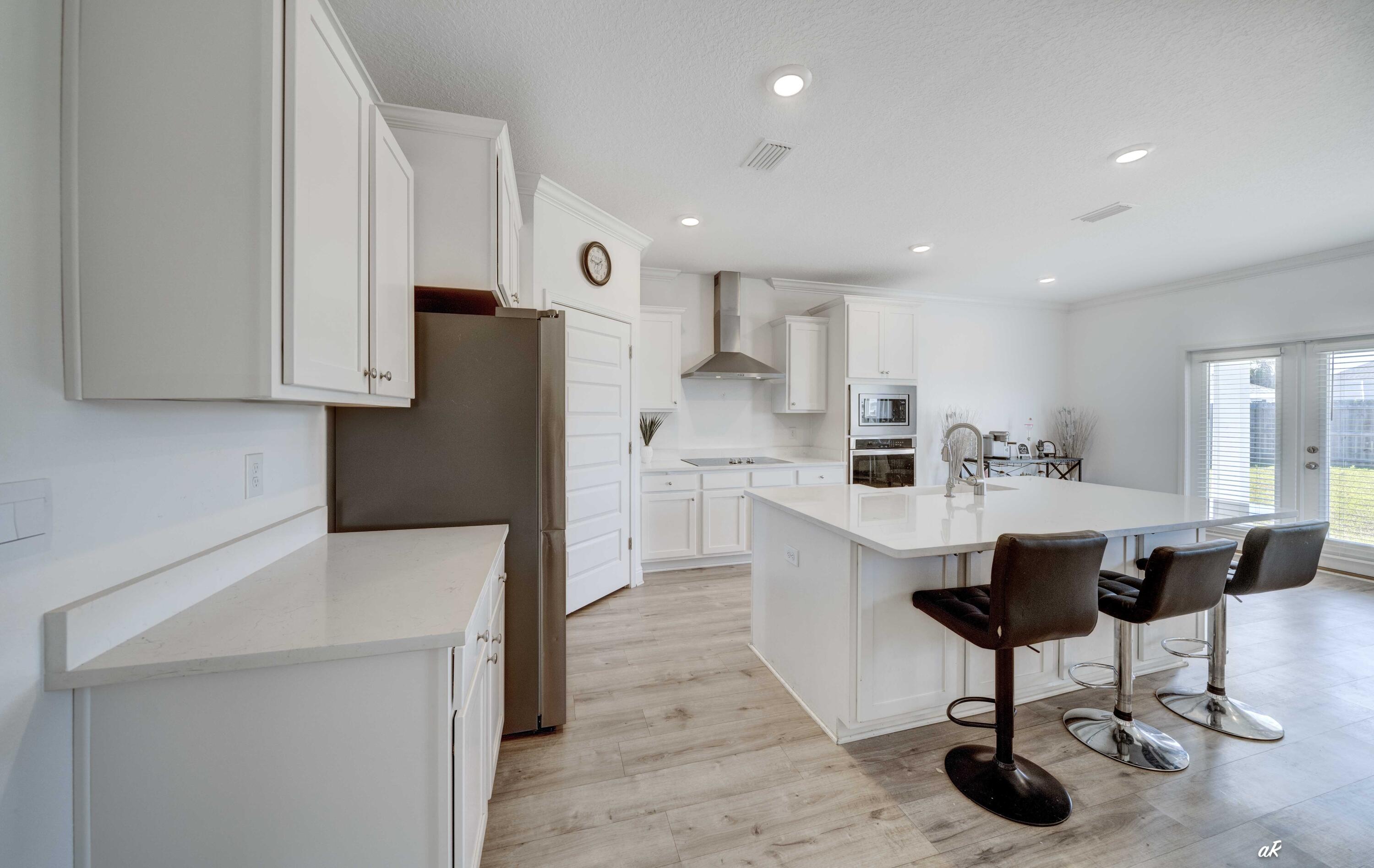 TIERRA VERDE - Residential