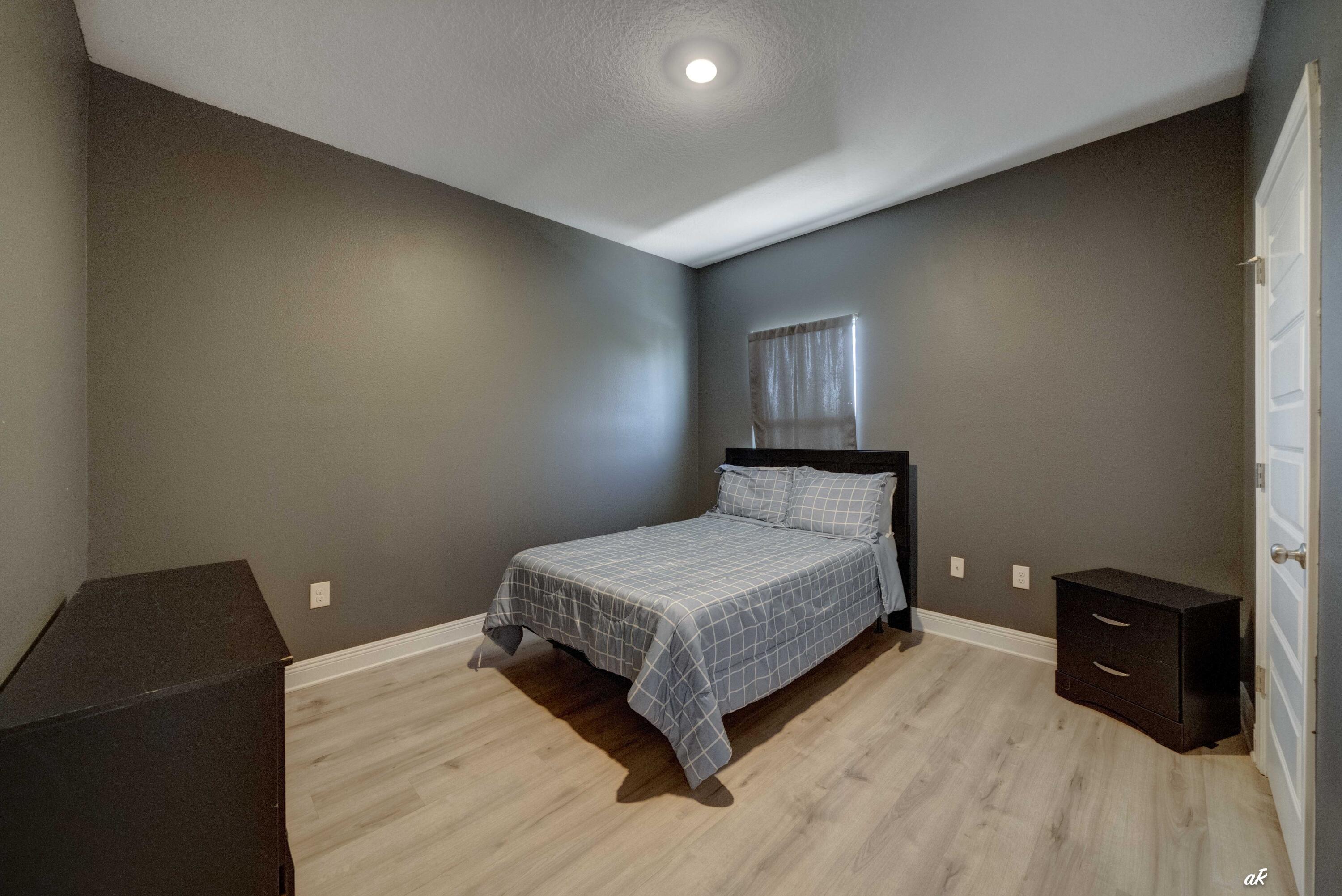 TIERRA VERDE - Residential