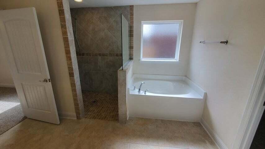 CREETS LANDING - Residential