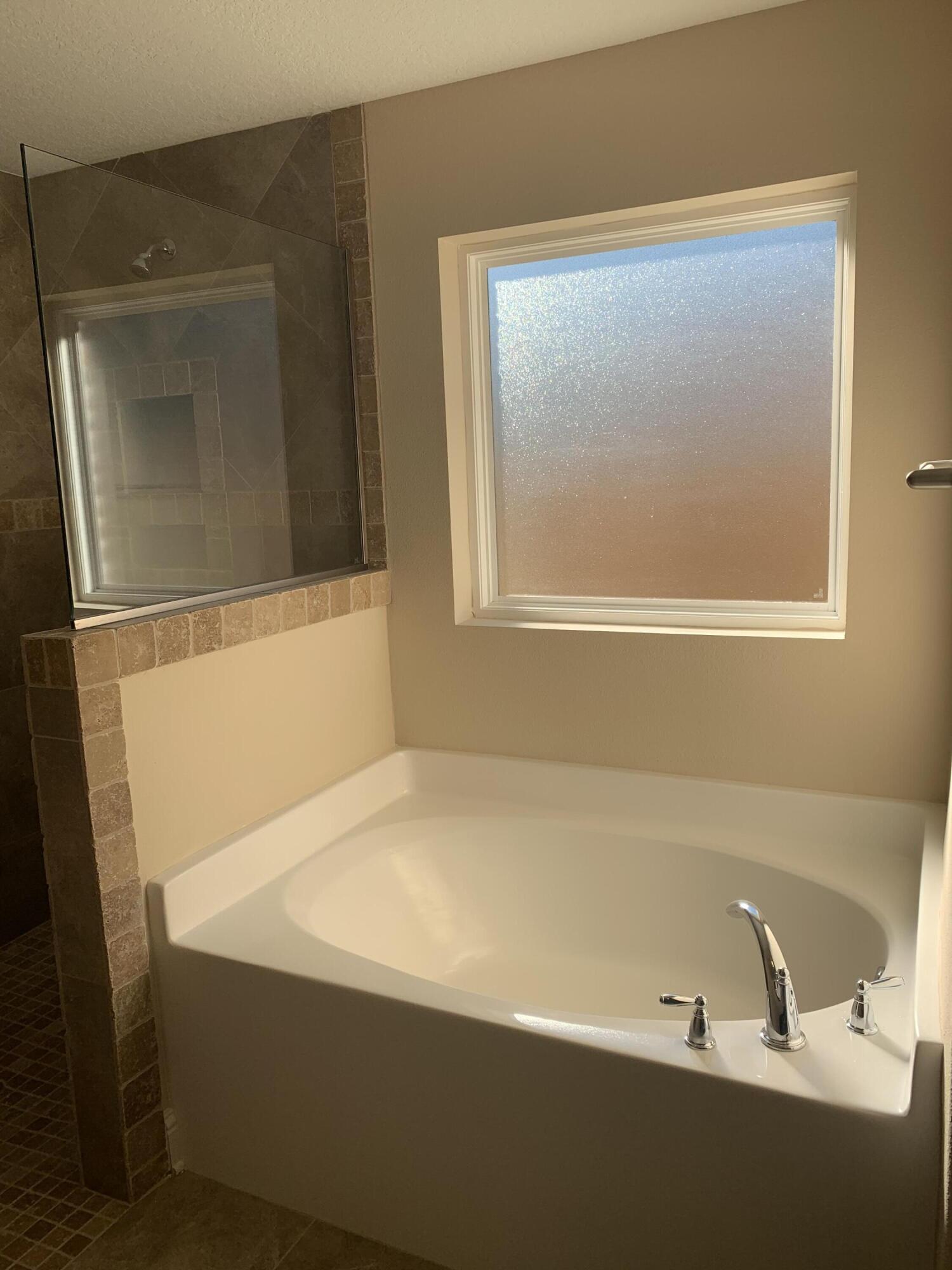 CREETS LANDING - Residential