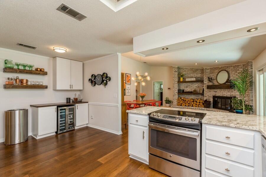 ROCKY BAYOU COUNTRY CLUB ESTATES 3 - Residential