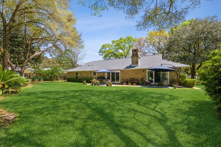 ROCKY BAYOU COUNTRY CLUB ESTATES 3 - Residential