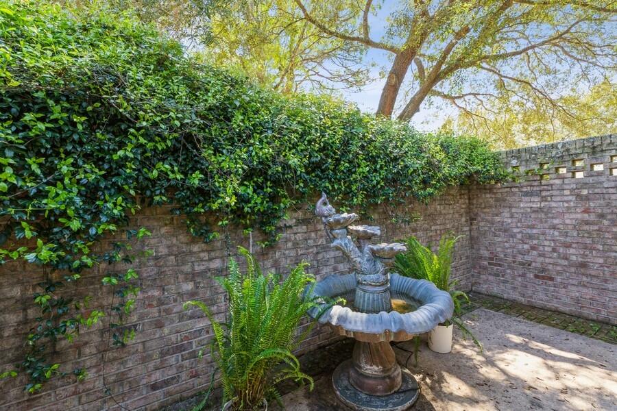 ROCKY BAYOU COUNTRY CLUB ESTATES 3 - Residential