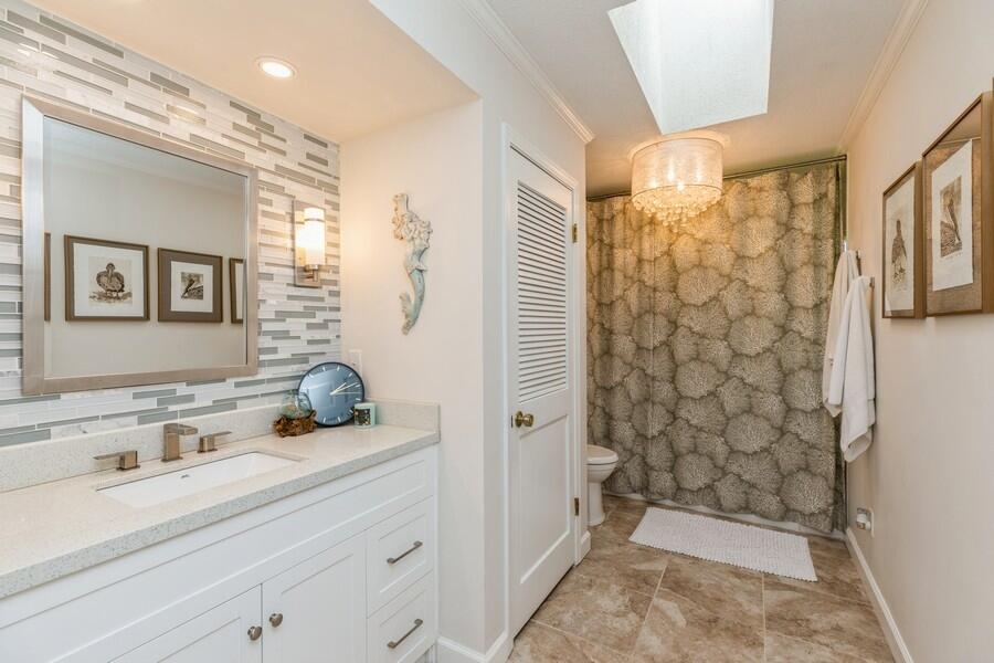 ROCKY BAYOU COUNTRY CLUB ESTATES 3 - Residential