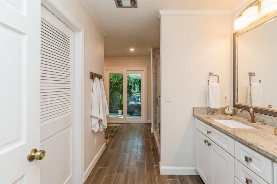 ROCKY BAYOU COUNTRY CLUB ESTATES 3 - Residential